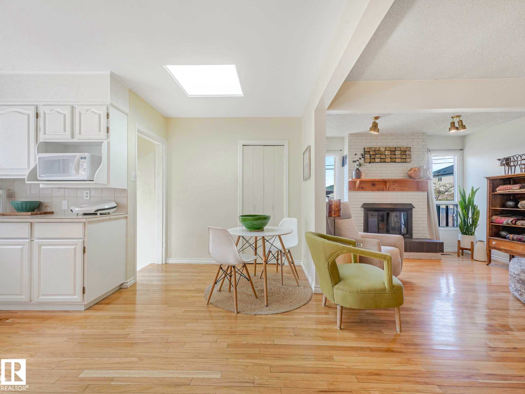 9635 64 Avenue, Edmonton, AB