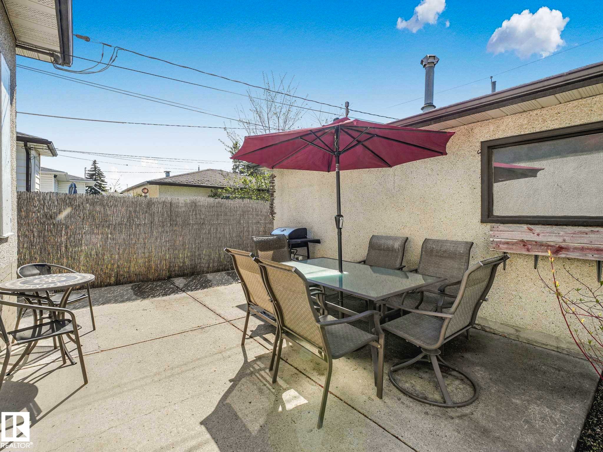 9635 64 Avenue, Edmonton, AB
