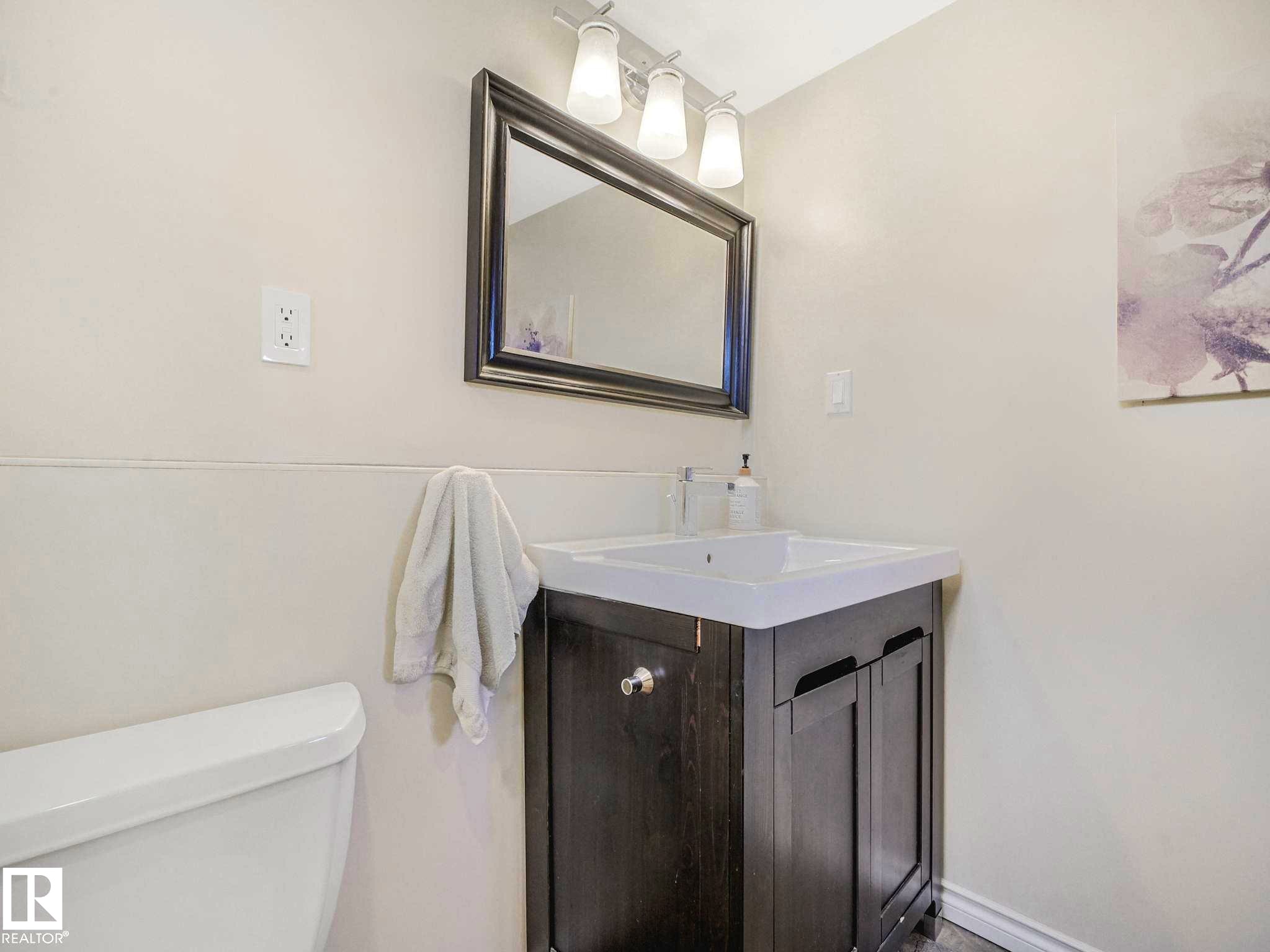 9635 64 Avenue, Edmonton, AB