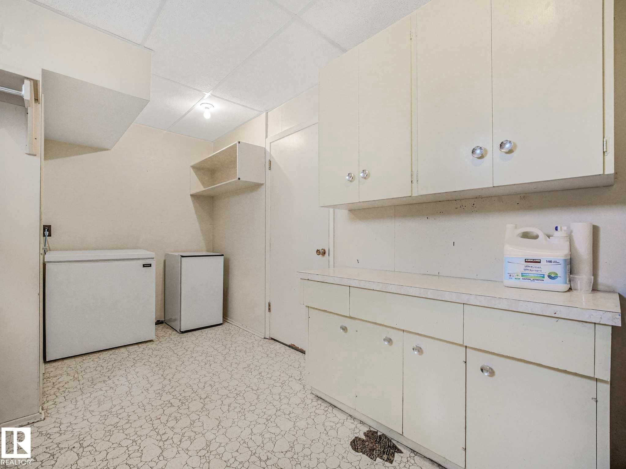 9635 64 Avenue, Edmonton, AB