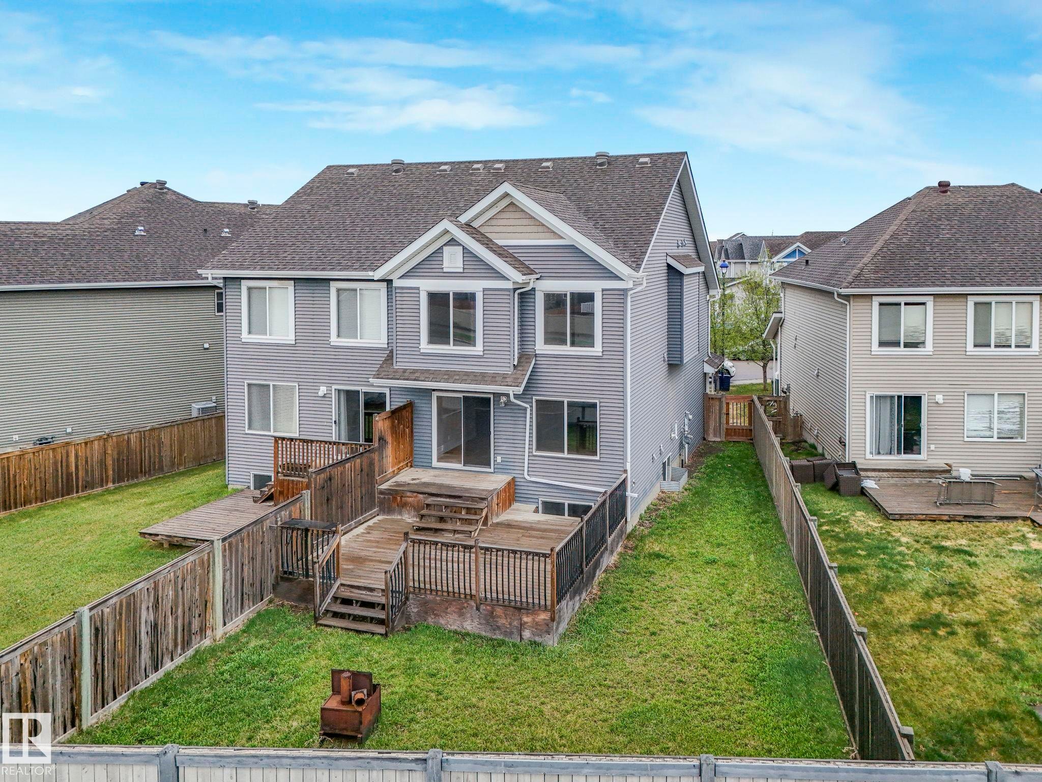 7327 24 Avenue, Edmonton, AB - Outdoor