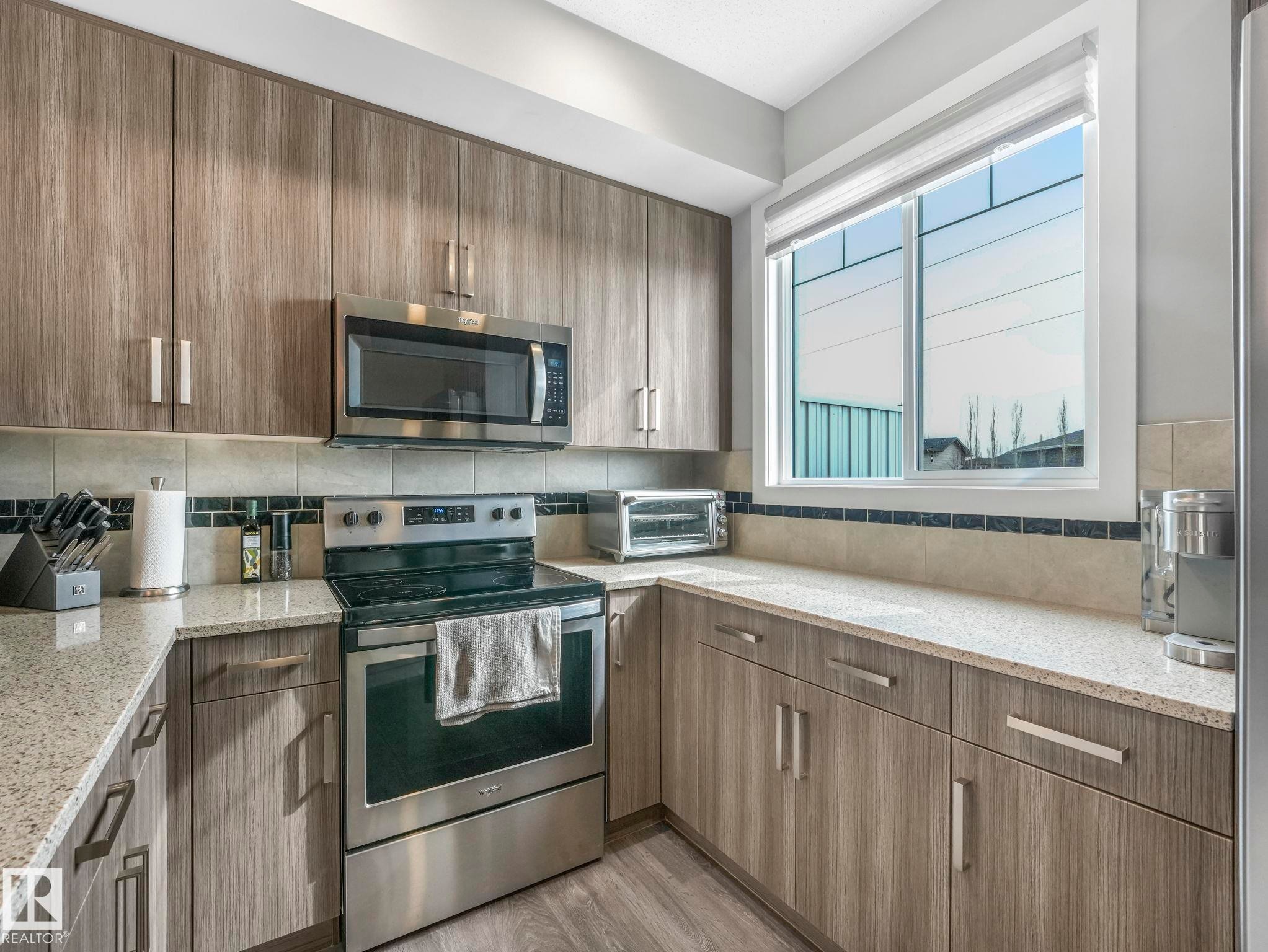 23 13139 205 Street, Edmonton, AB - Indoor Photo Showing Kitchen