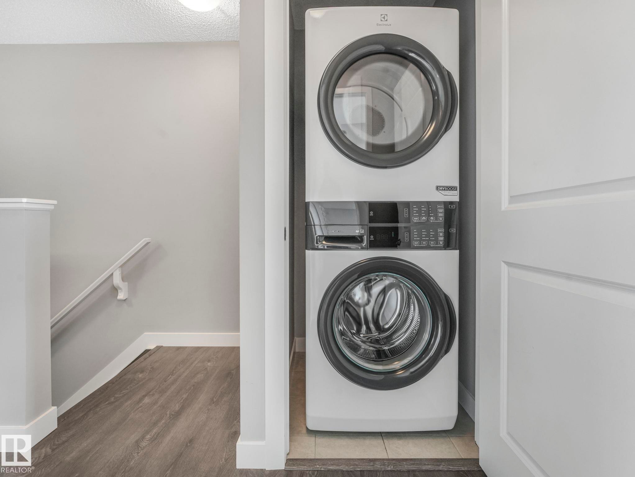 23 13139 205 Street, Edmonton, AB - Indoor Photo Showing Laundry Room