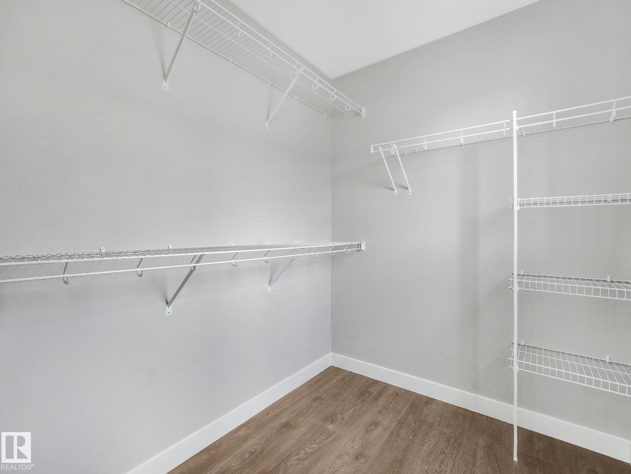 23 13139 205 Street, Edmonton, AB - Indoor With Storage