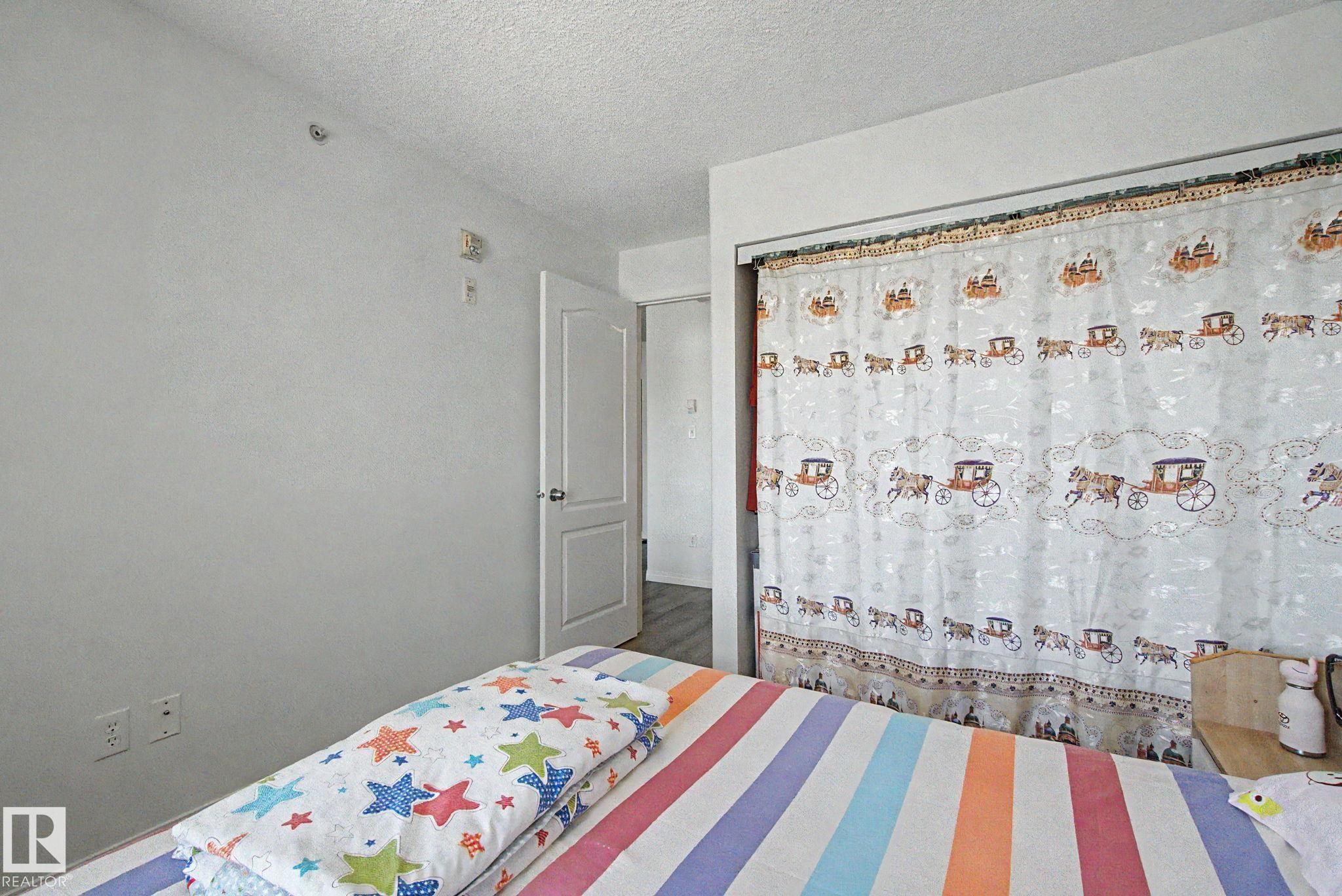 1401 9363 Simpson Drive, Edmonton, AB - Indoor Photo Showing Bedroom