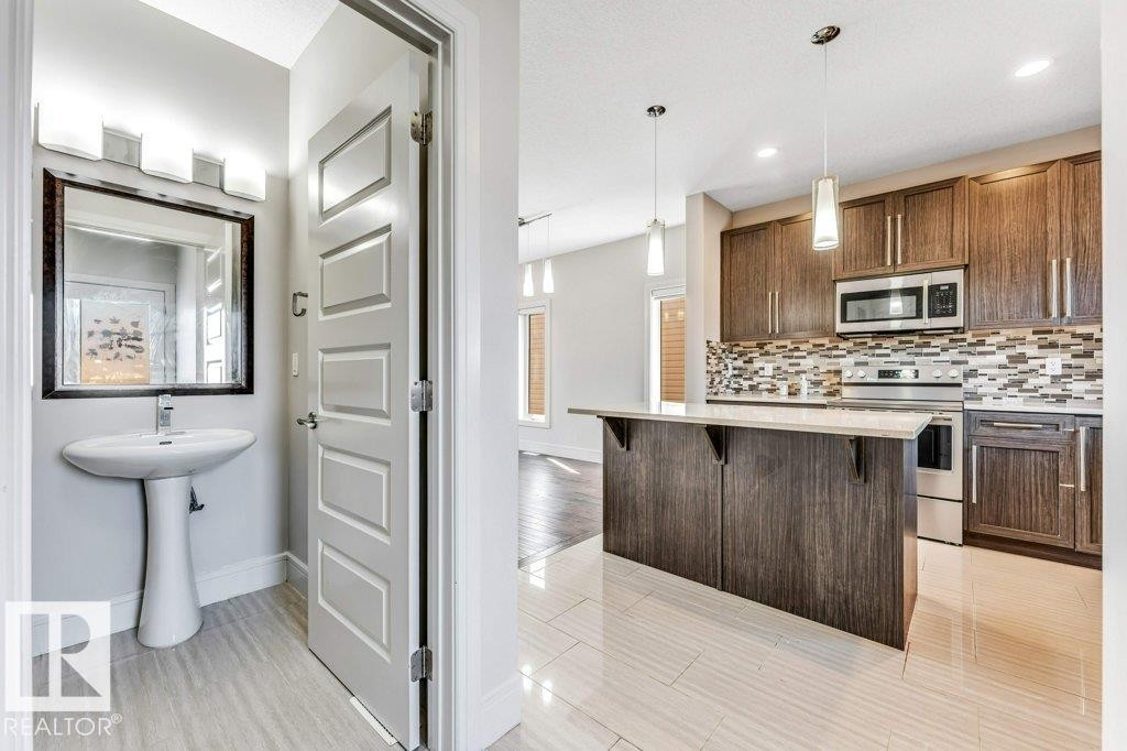2604 20 Avenue, Edmonton, AB