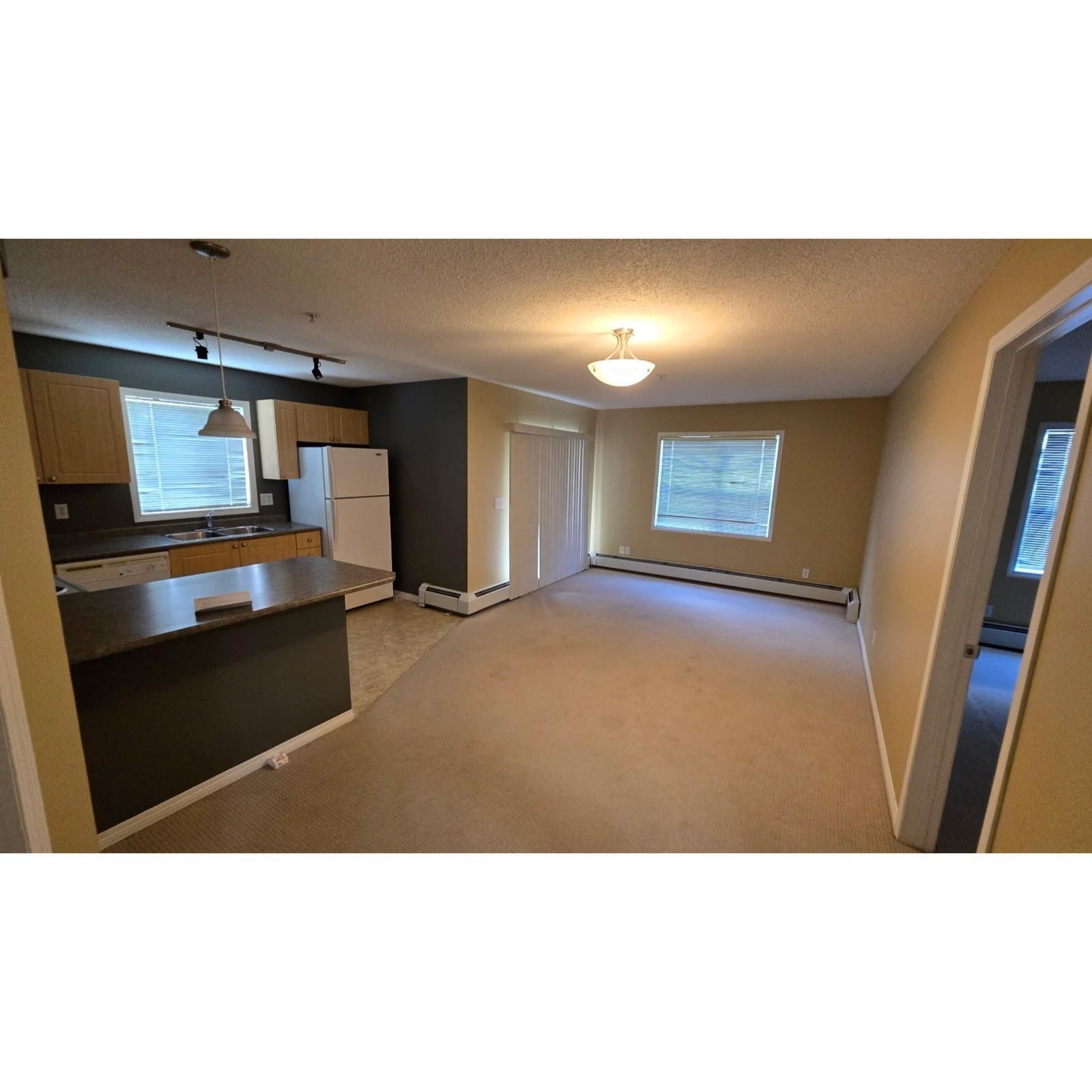 101 630 Mcallister Loop, Edmonton, AB - Indoor