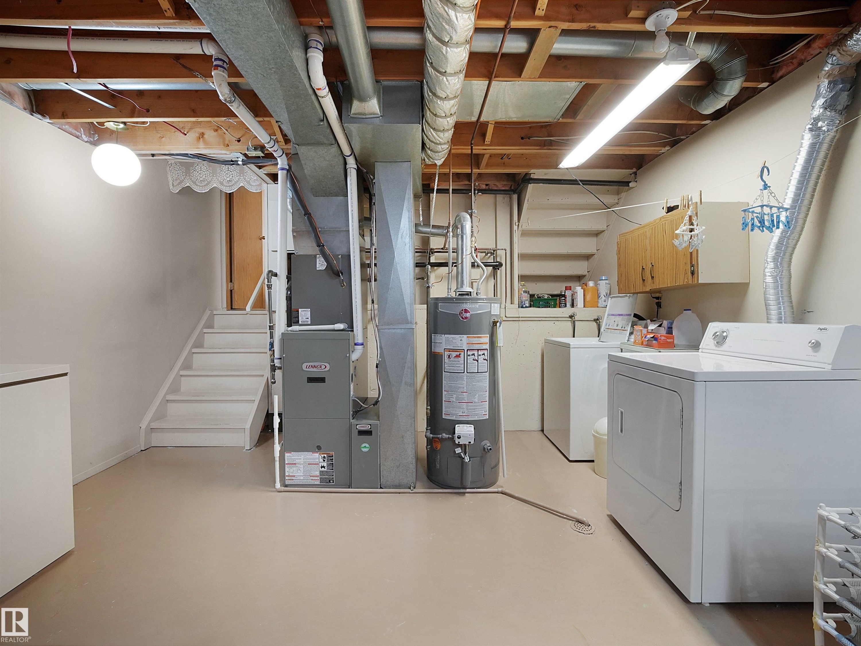 10711 24 Avenue, Edmonton, AB - Indoor Photo Showing Laundry Room