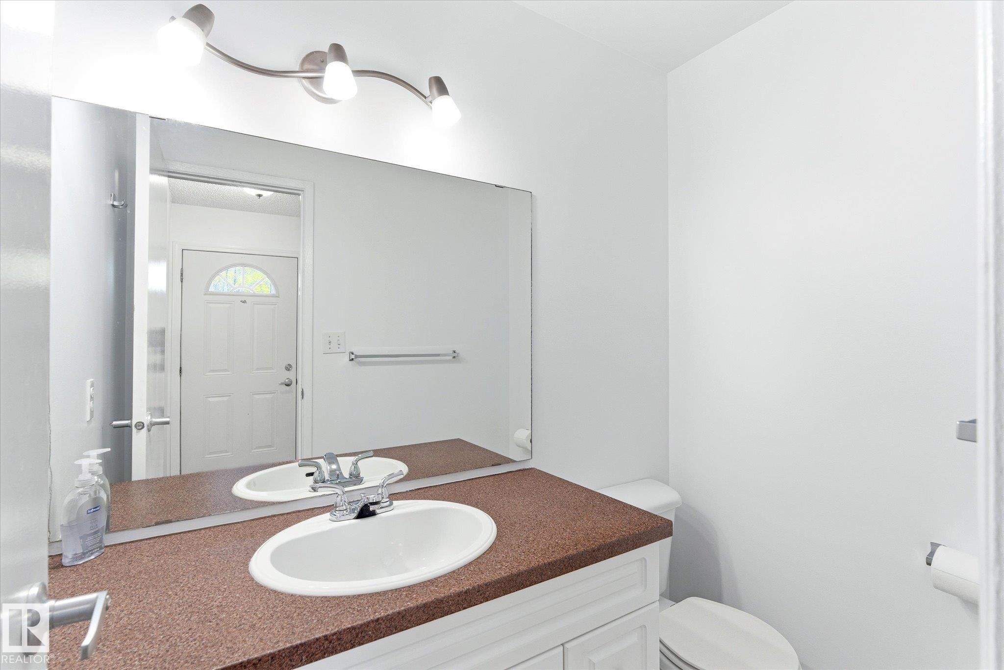 6320 184 Street, Edmonton, AB - Indoor Photo Showing Bathroom