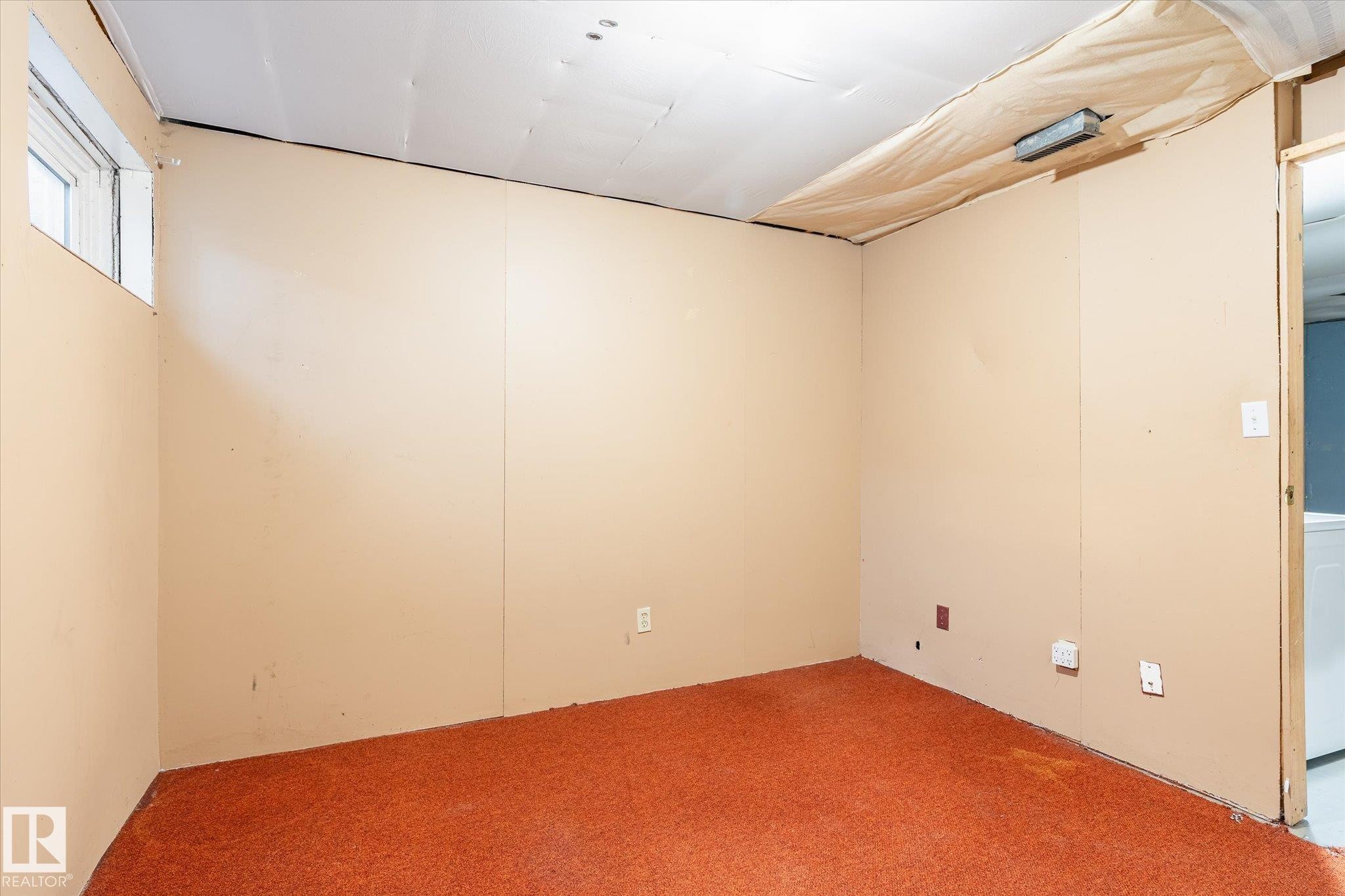6320 184 Street, Edmonton, AB - Indoor Photo Showing Other Room