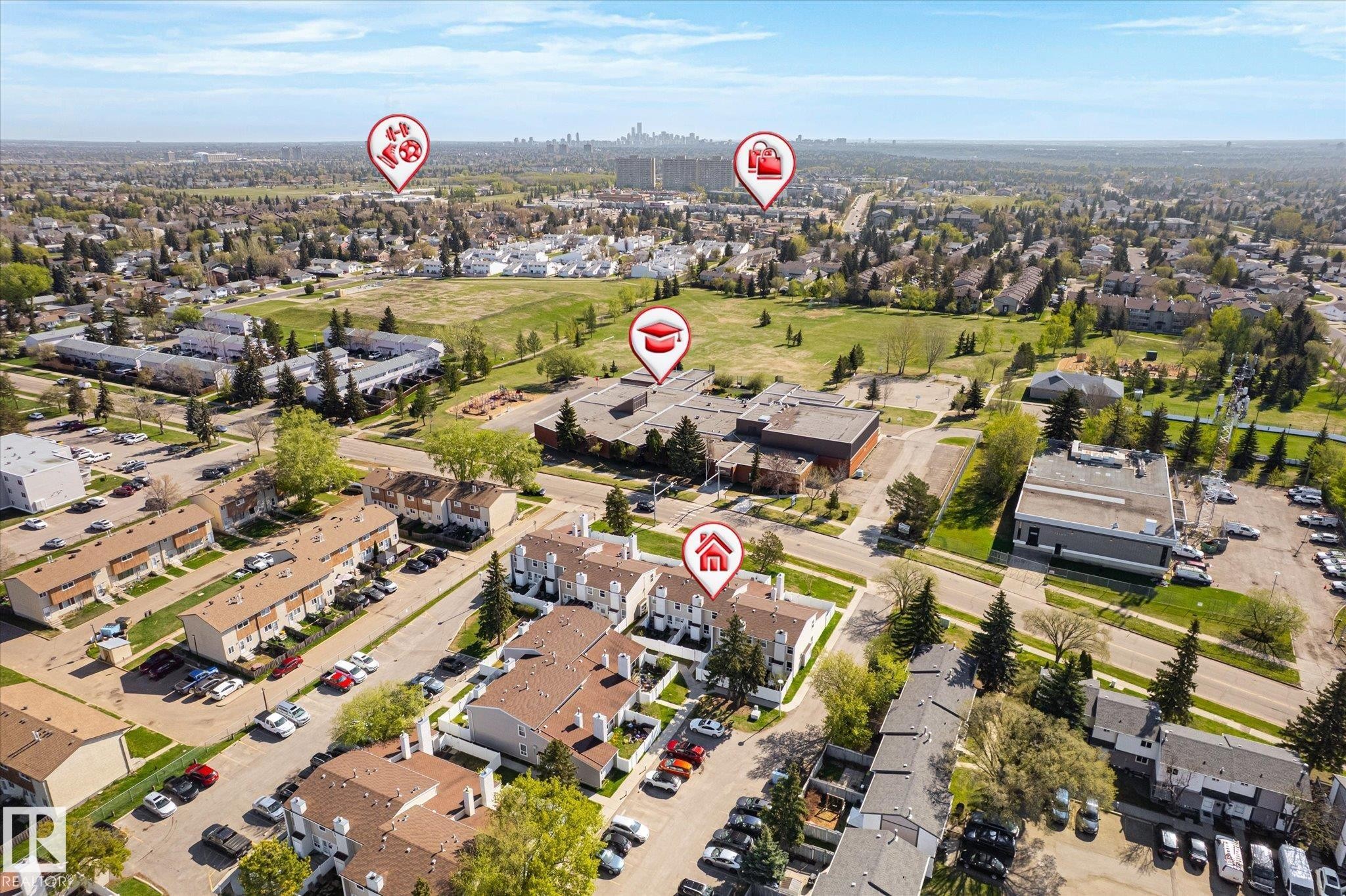 6320 184 Street, Edmonton, AB - Outdoor With View