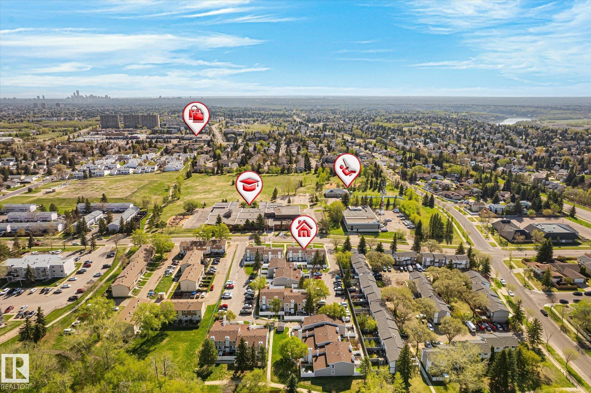 6320 184 Street, Edmonton, AB - Outdoor With View