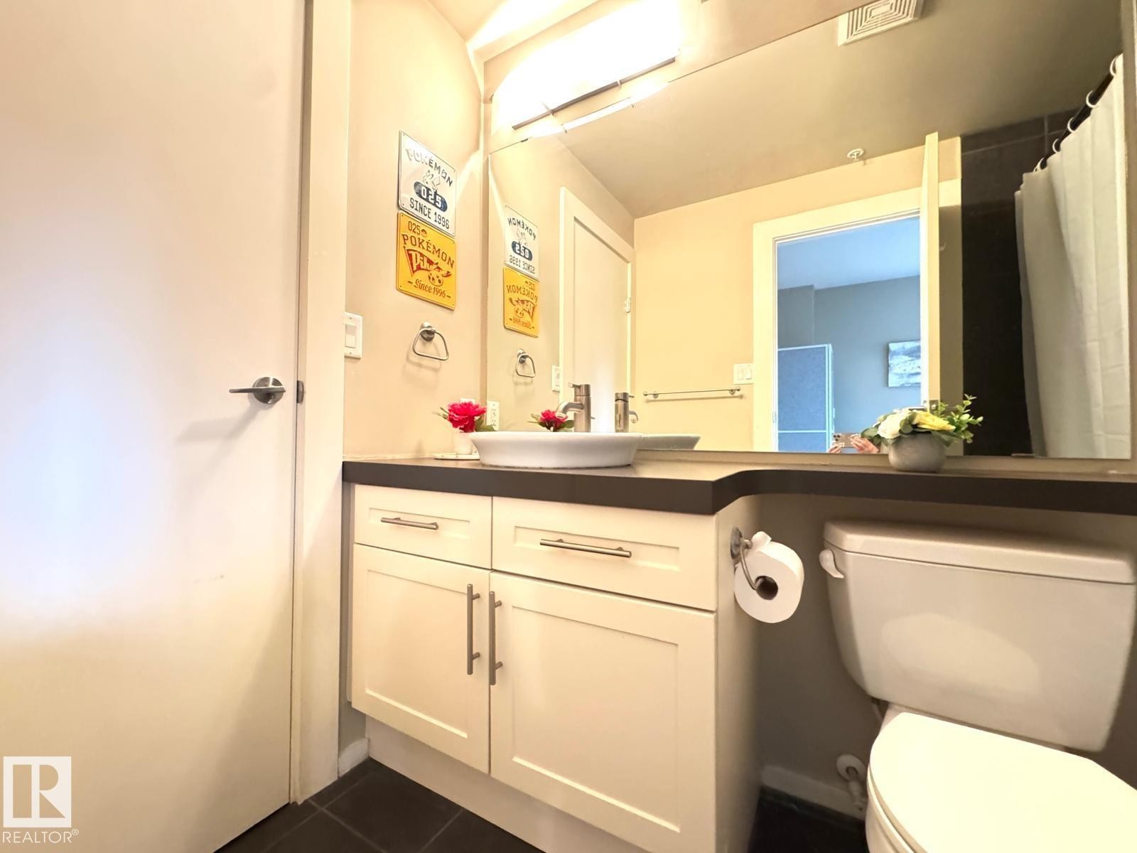 702 10136 104 Street, Edmonton, AB - Indoor Photo Showing Bathroom