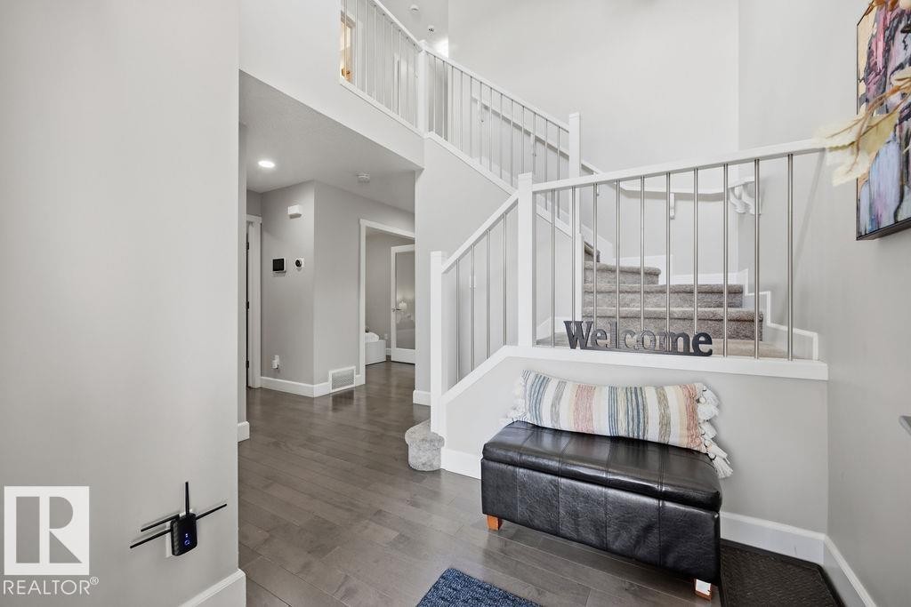 2366 Ware Crescent, Edmonton, AB - Indoor