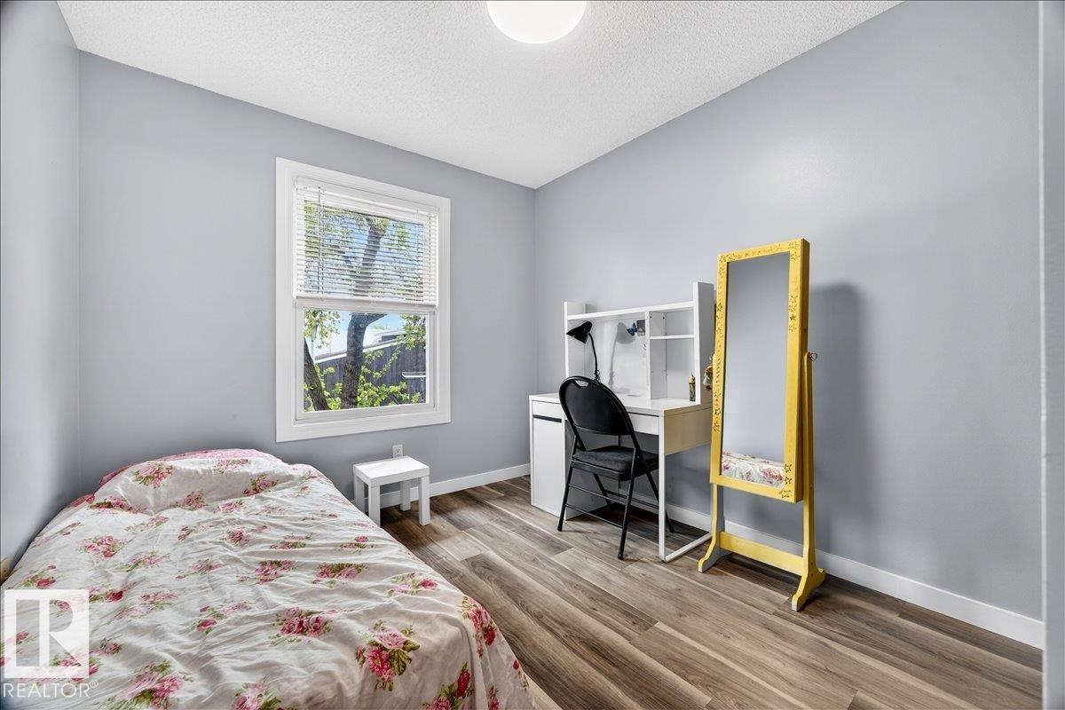 6528 184 Street, Edmonton, AB - Indoor Photo Showing Bedroom
