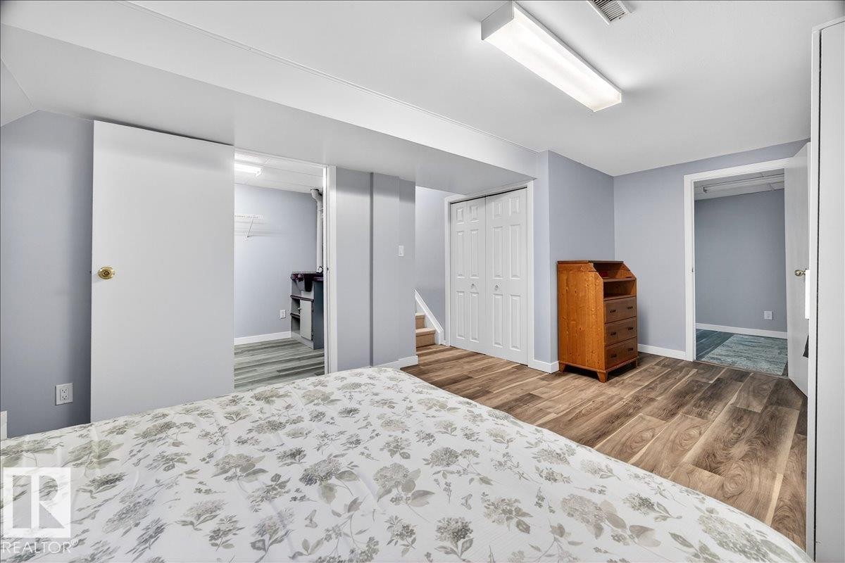 6528 184 Street, Edmonton, AB - Indoor Photo Showing Bedroom
