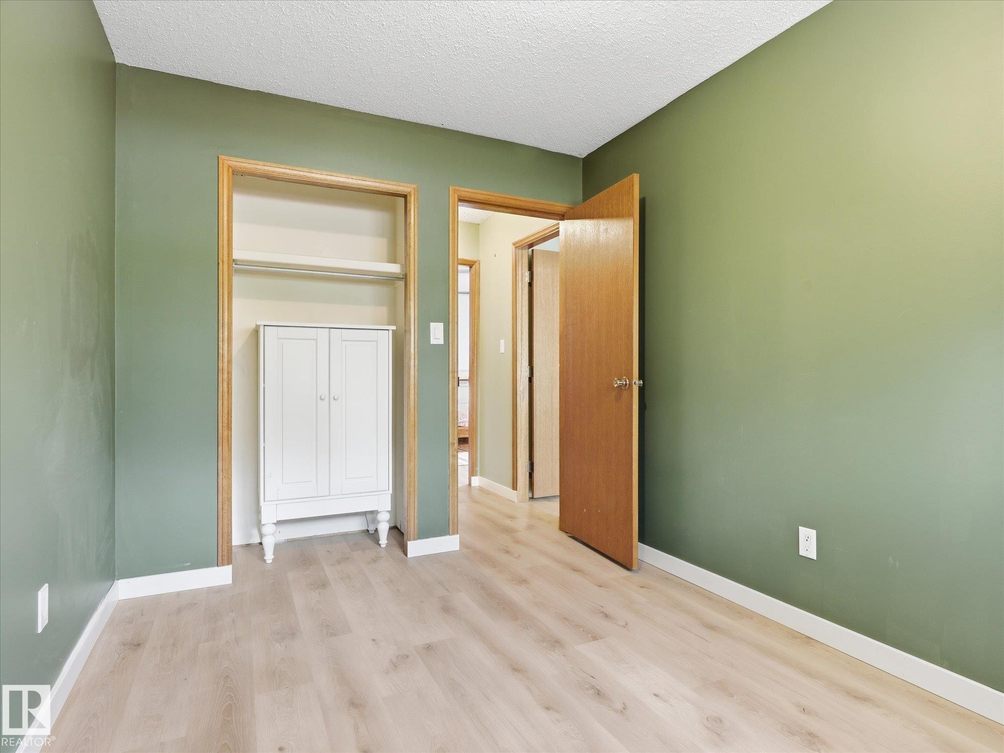 45 Lorne Crescent, St. Albert, AB - Indoor Photo Showing Other Room