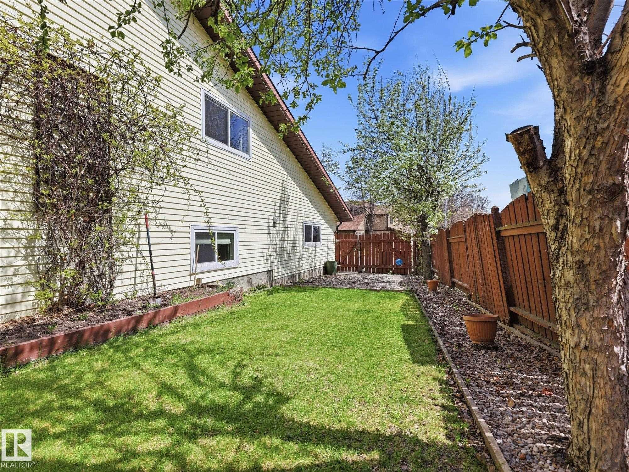 45 Lorne Crescent, St. Albert, AB - Outdoor
