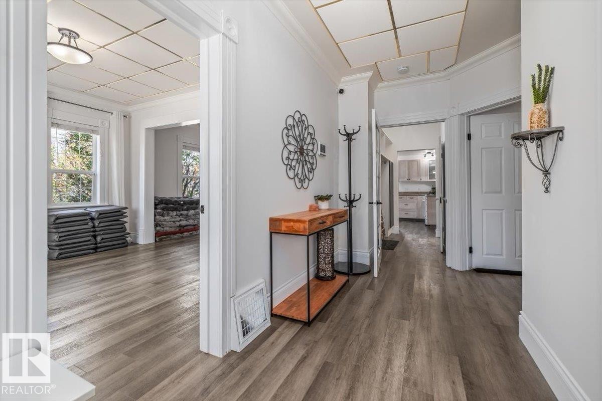 4813 53 Avenue, Stony Plain, AB - Indoor Photo Showing Other Room