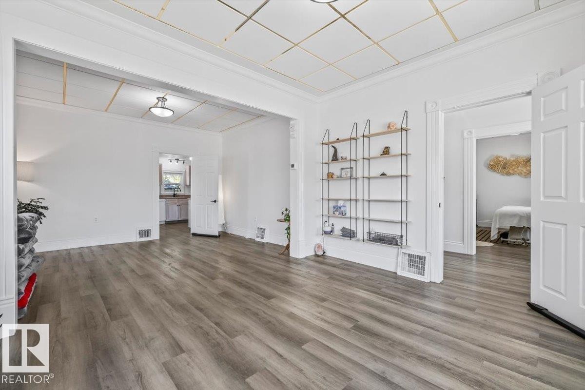 4813 53 Avenue, Stony Plain, AB - Indoor Photo Showing Other Room