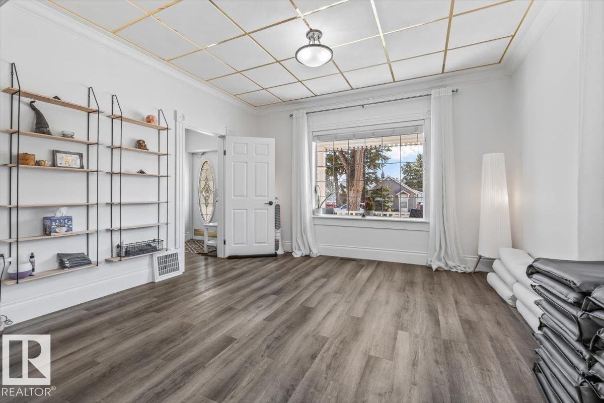 4813 53 Avenue, Stony Plain, AB - Indoor Photo Showing Other Room