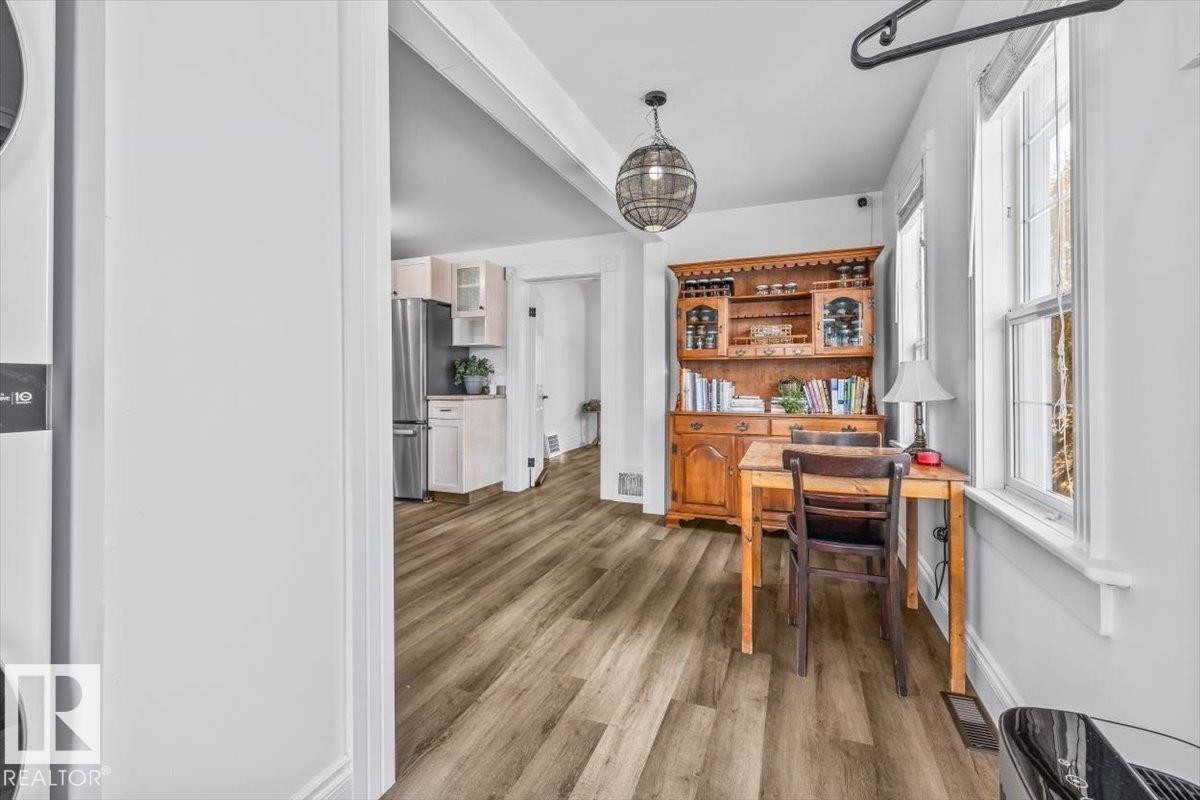 4813 53 Avenue, Stony Plain, AB - Indoor