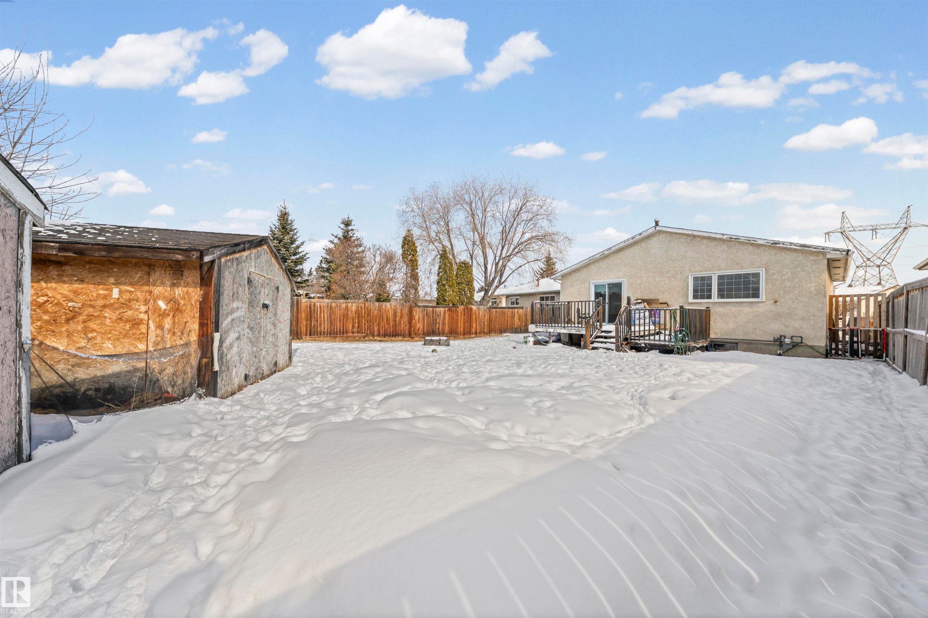 115 Warwick Road, Edmonton, AB - Outdoor