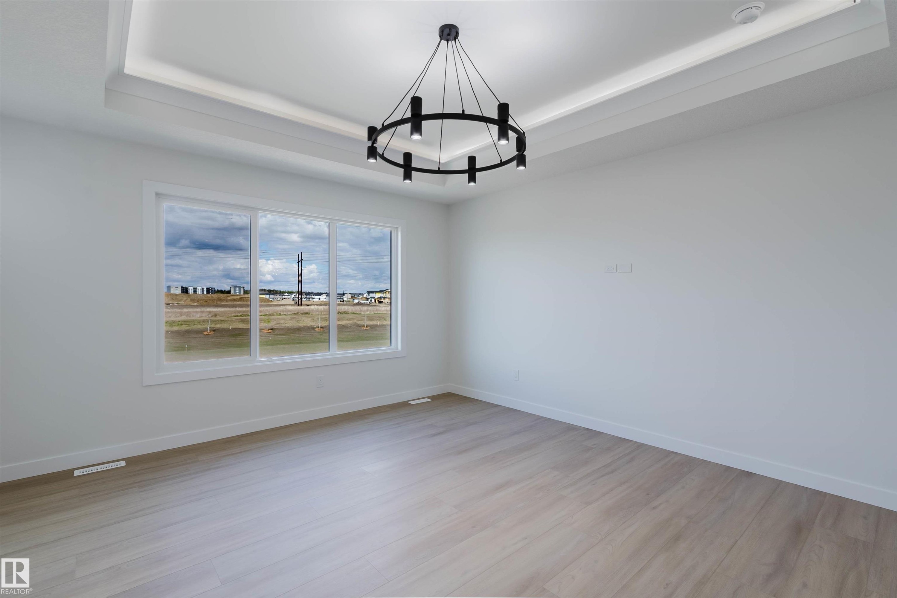 226 Edgemont Green, Edmonton, AB - Indoor Photo Showing Other Room