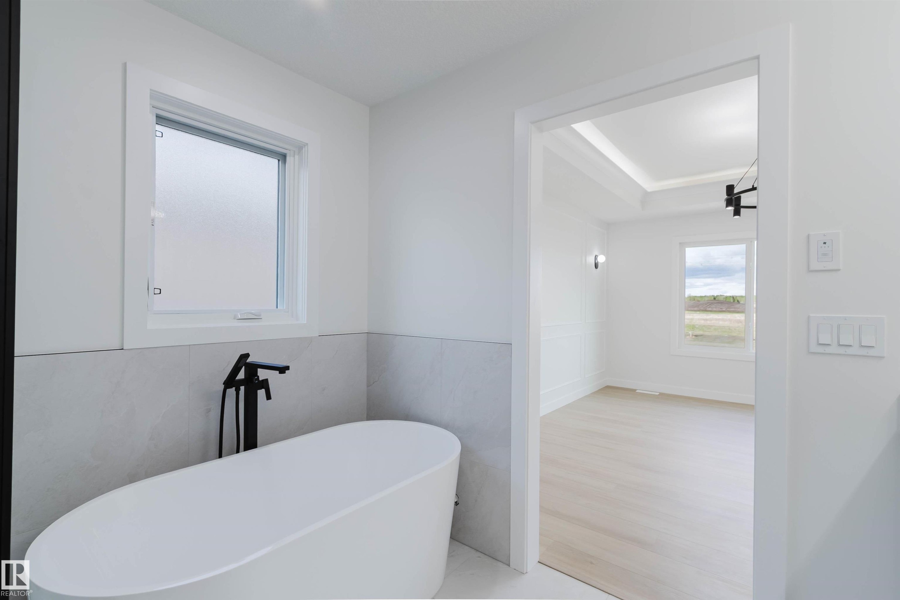 226 Edgemont Green, Edmonton, AB - Indoor Photo Showing Bathroom