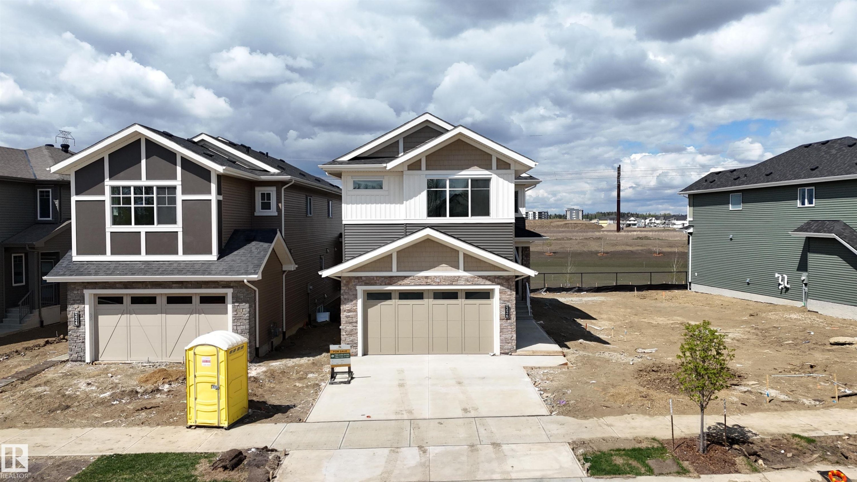 226 Edgemont Green, Edmonton, AB - Outdoor With Facade