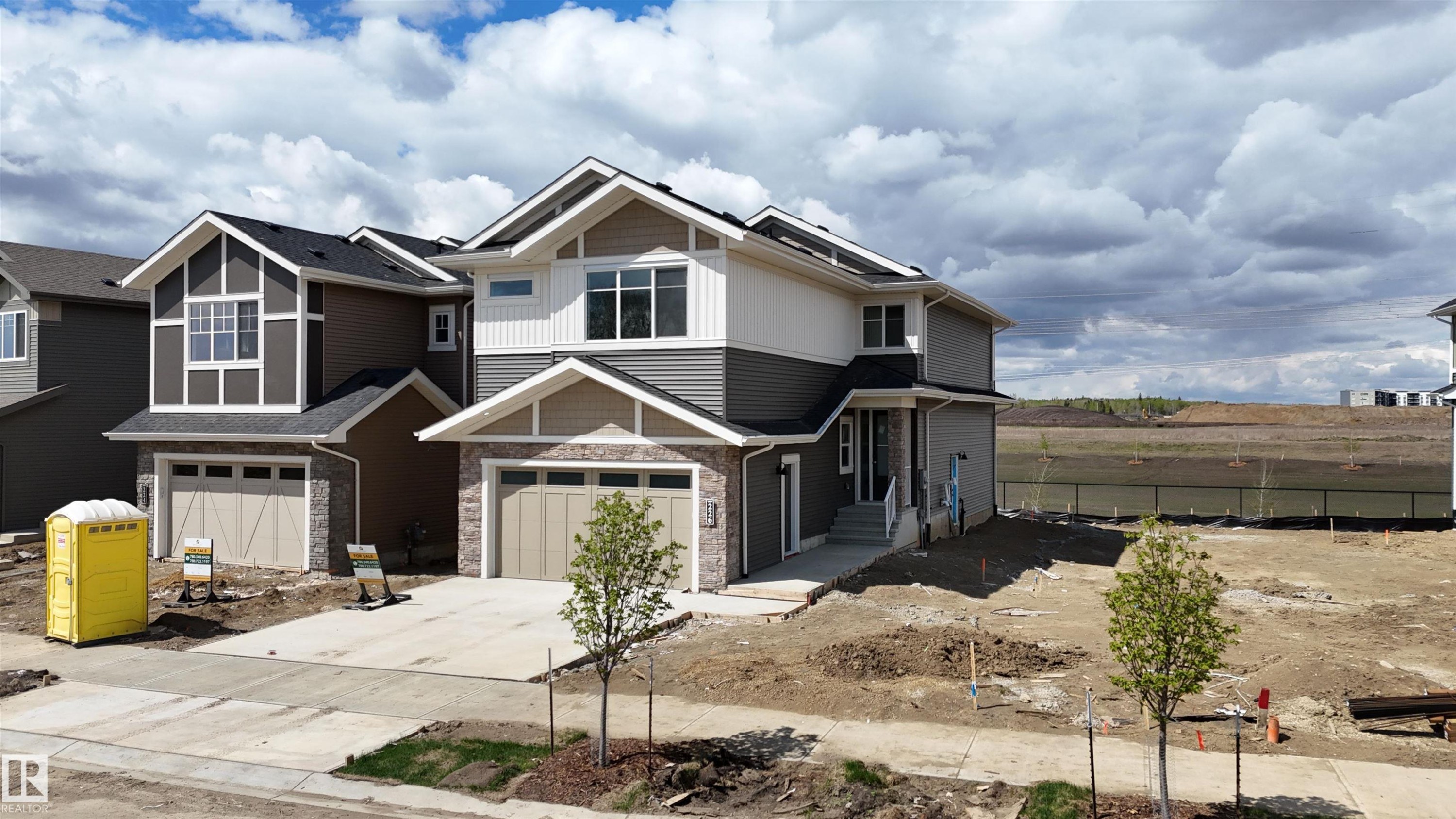 226 Edgemont Green, Edmonton, AB - Outdoor With Facade