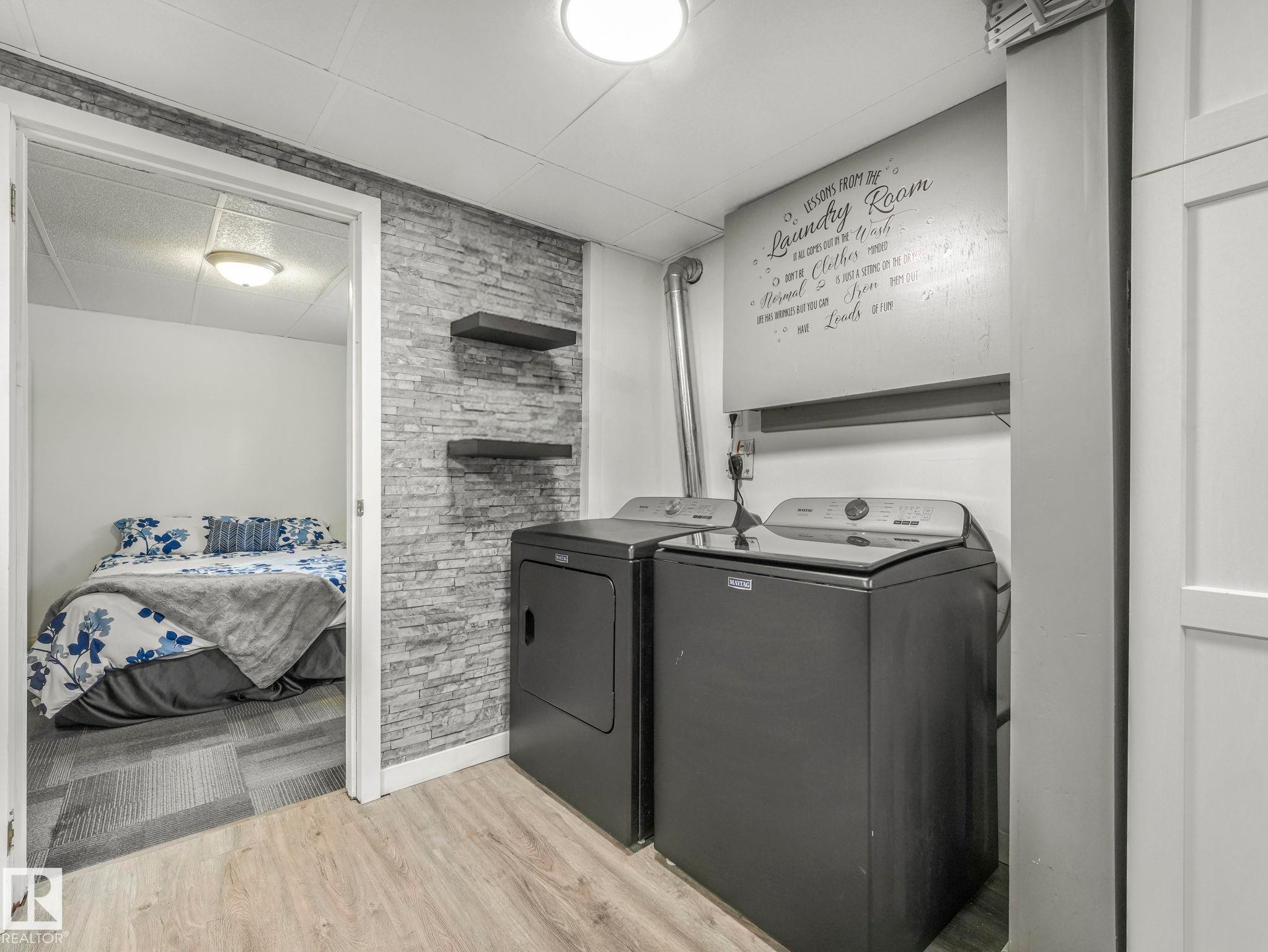5406 46 Avenue, Wetaskiwin, AB - Indoor Photo Showing Laundry Room