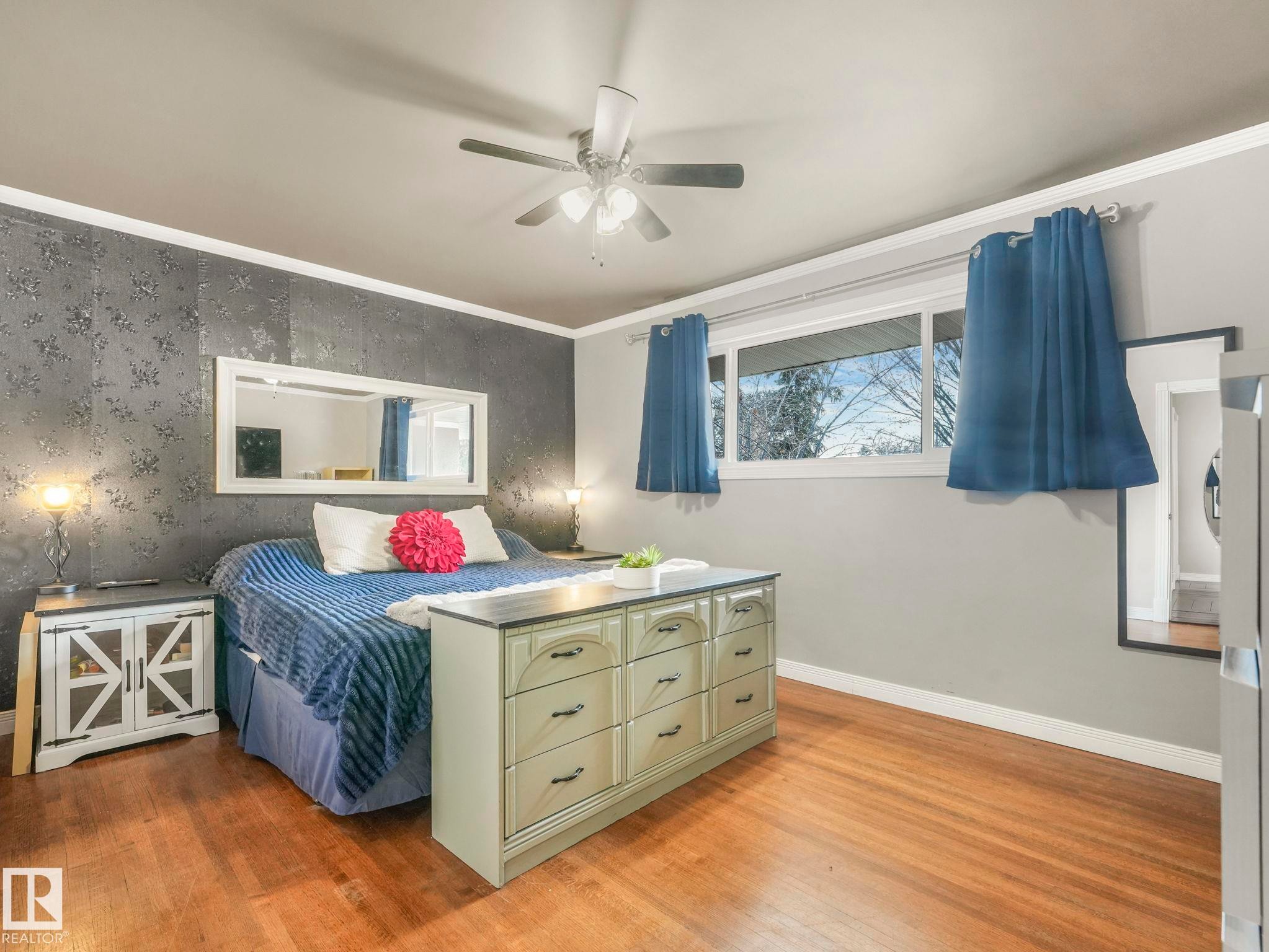 5406 46 Avenue, Wetaskiwin, AB - Indoor Photo Showing Bedroom