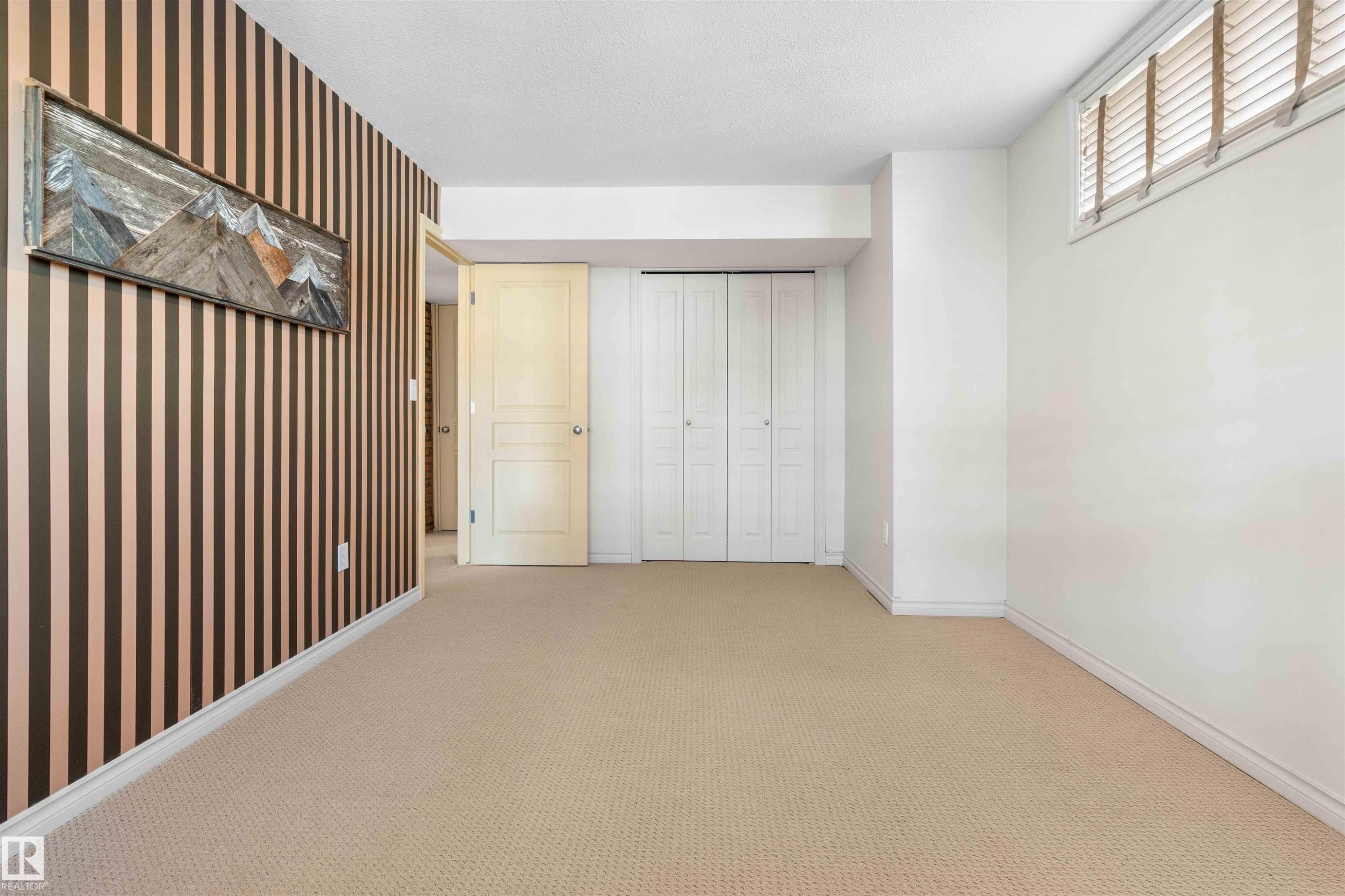 68 Greystone Crescent, Spruce Grove, AB - Indoor Photo Showing Other Room
