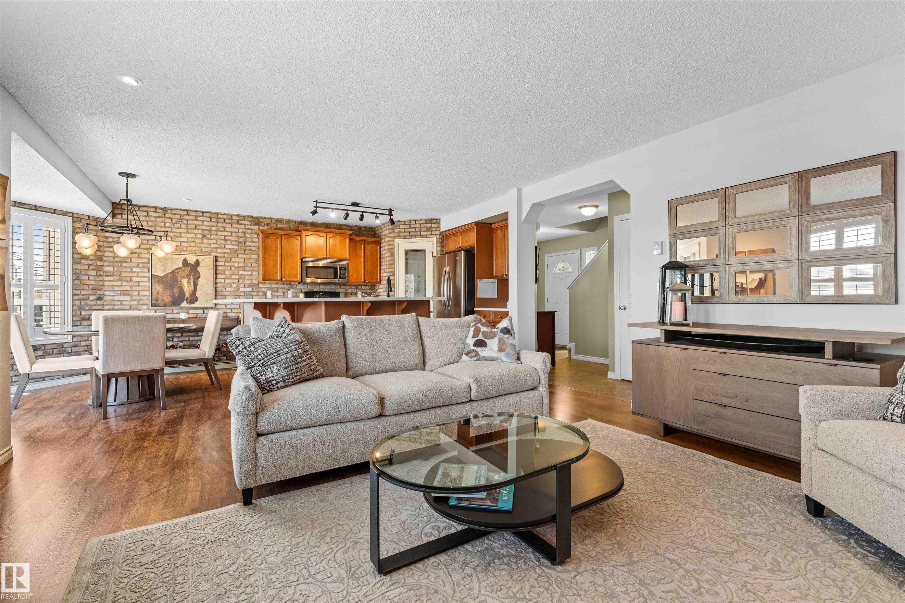 68 Greystone Crescent, Spruce Grove, AB - Indoor Photo Showing Living Room