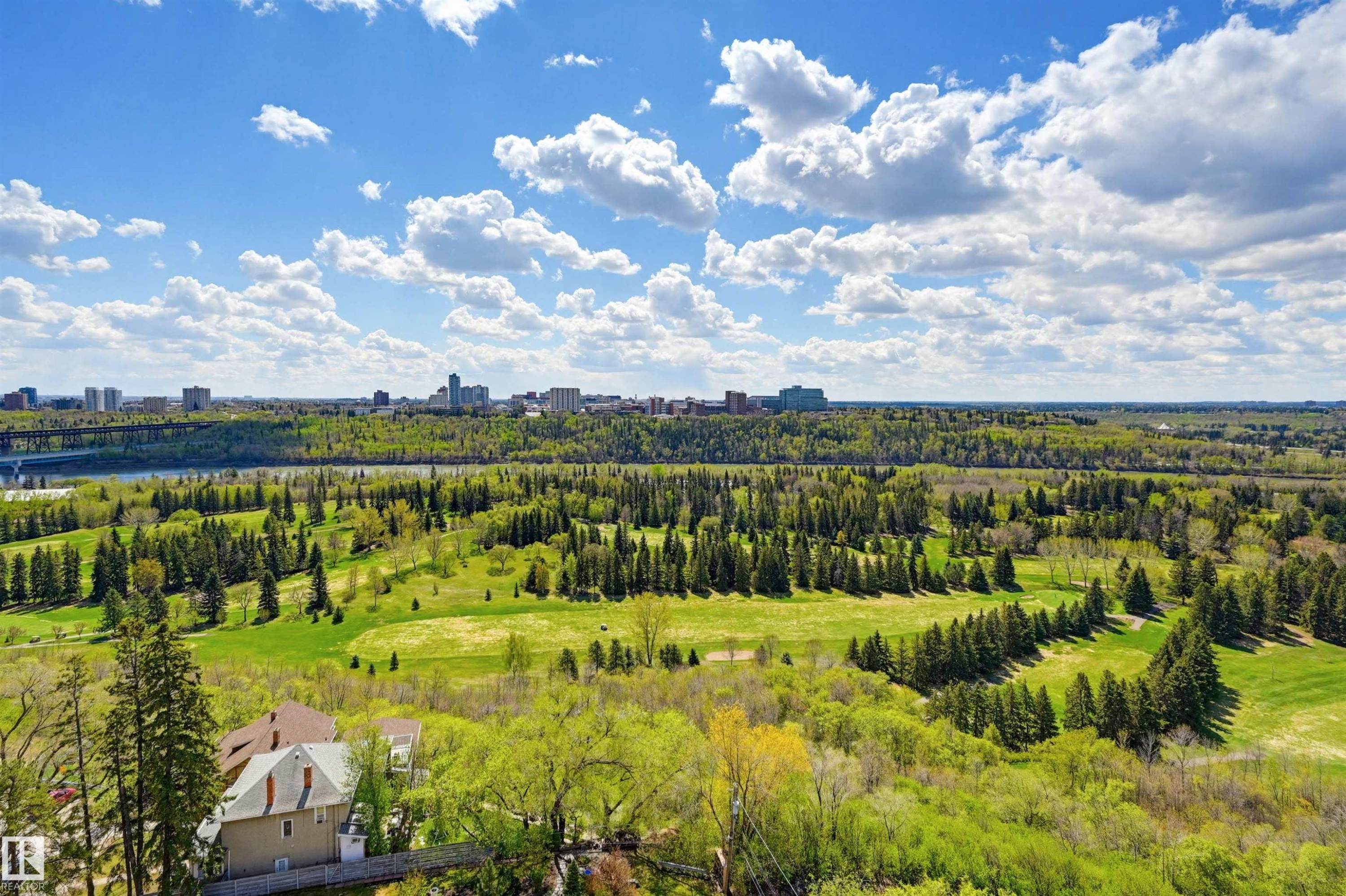 #1704 11503 100 Av Nw, Edmonton, AB - Outdoor With View