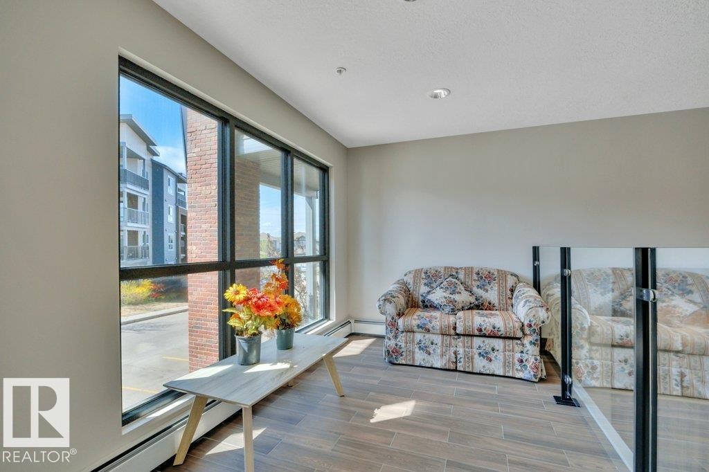 206 5510 Schonsee Drive, Edmonton, AB - Indoor Photo Showing Other Room