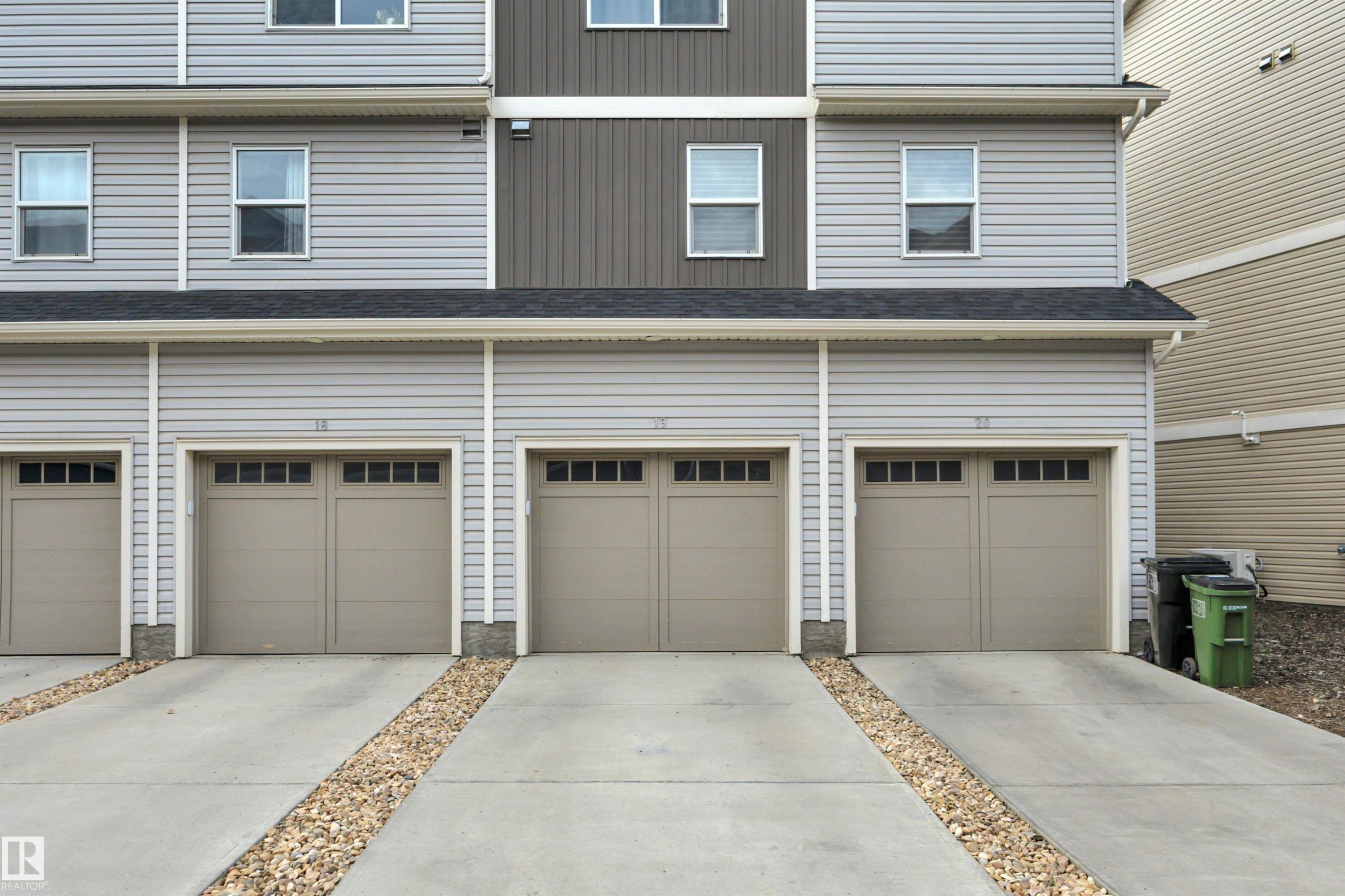 19 1110 Daniels Link Link, Edmonton, AB - Outdoor With Exterior