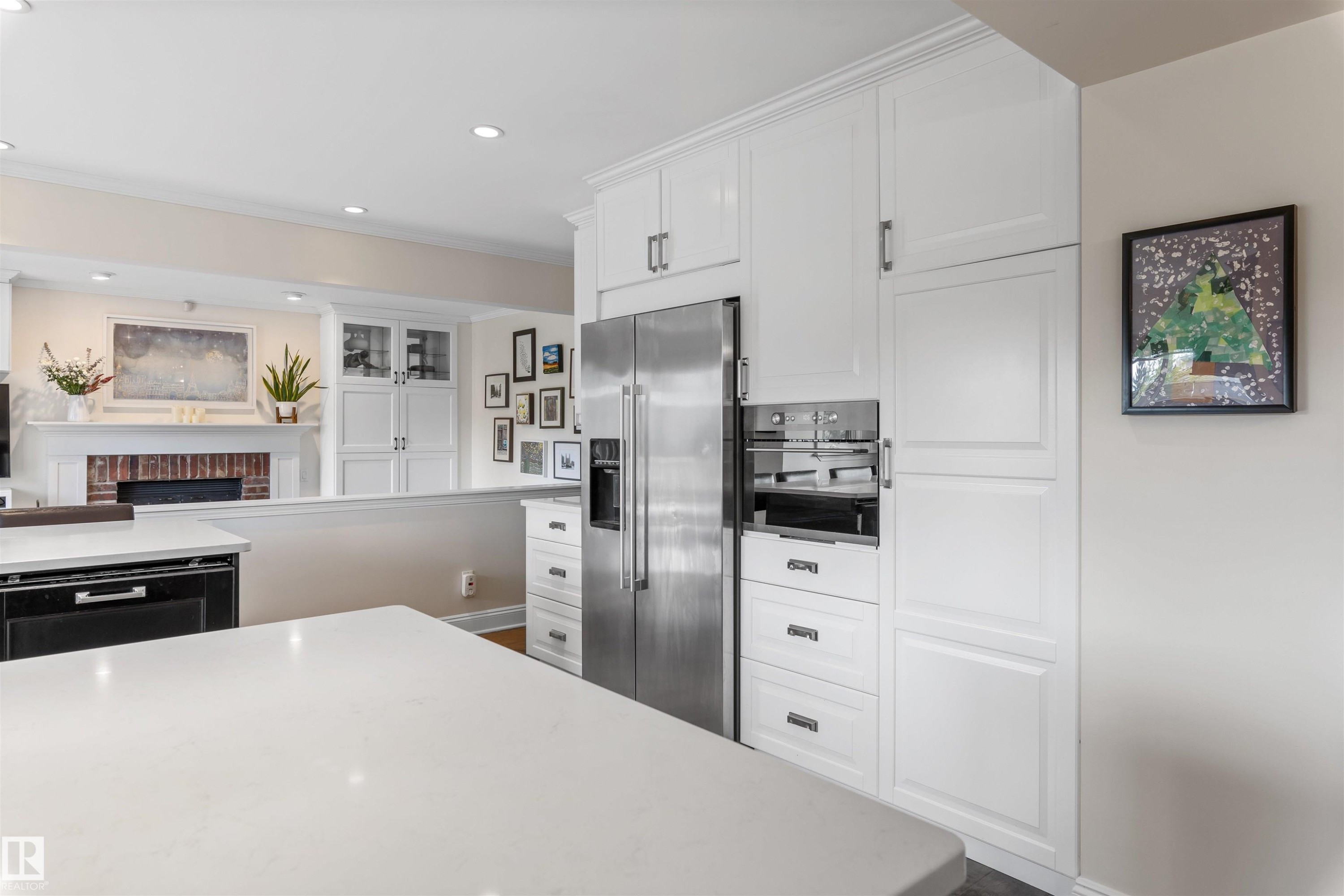 4711 Whitemud Road, Edmonton, AB - Indoor Photo Showing Kitchen