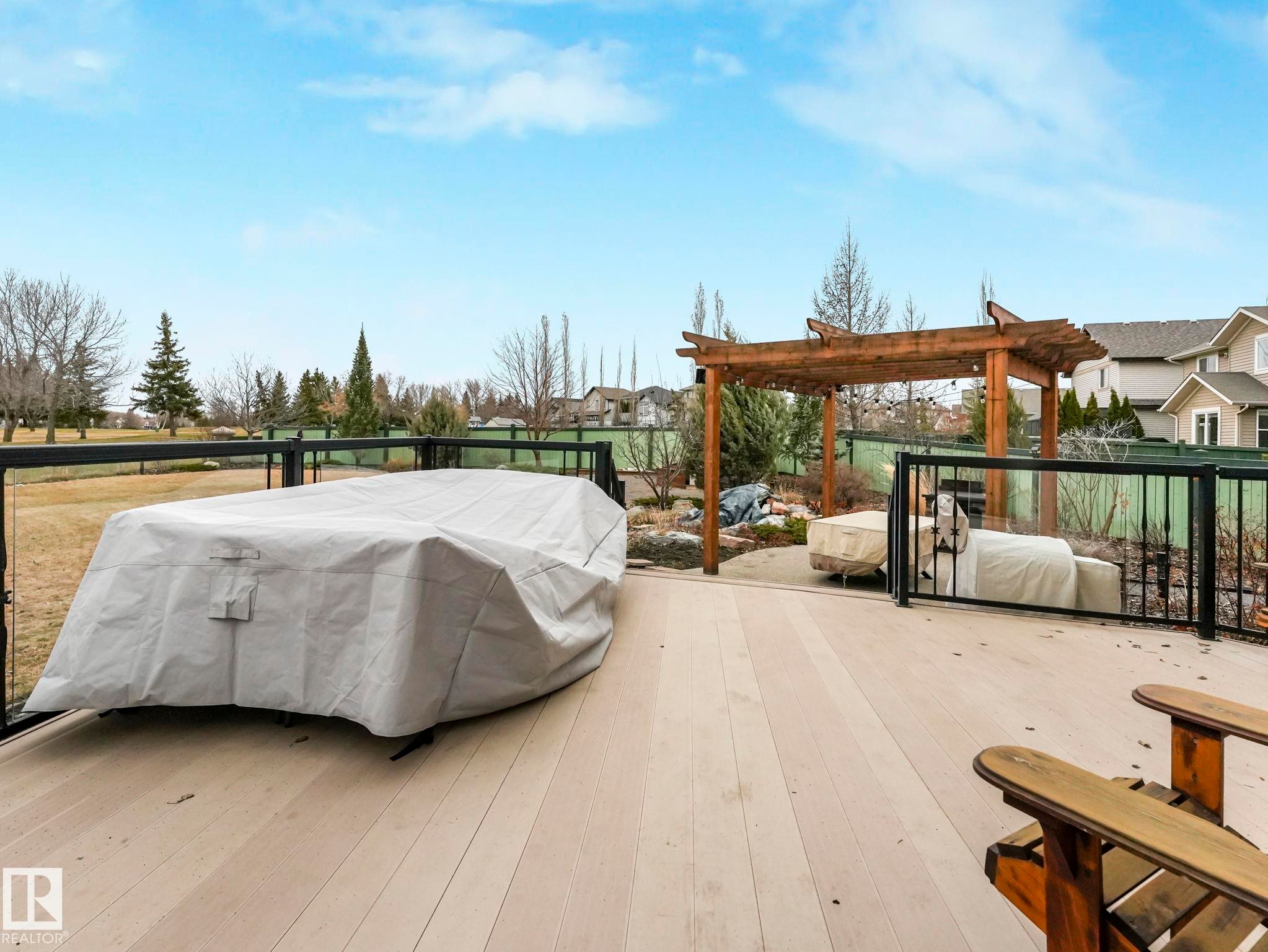 20853 92A Avenue Nw, Edmonton, AB - Outdoor