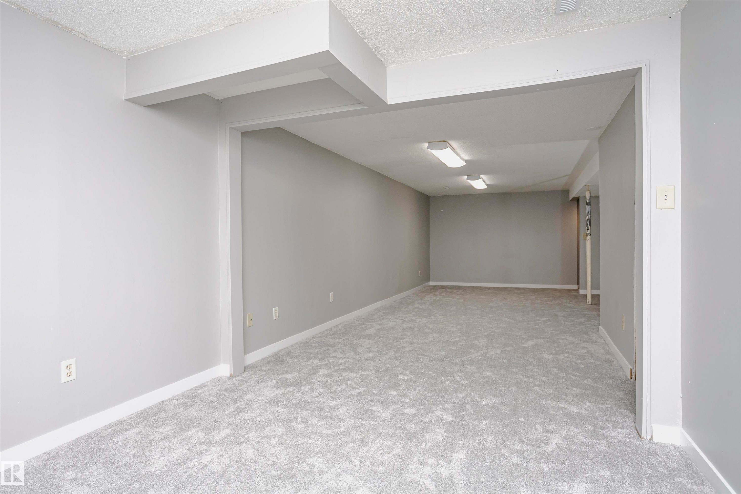 11436 161 Avenue, Edmonton, AB - Indoor