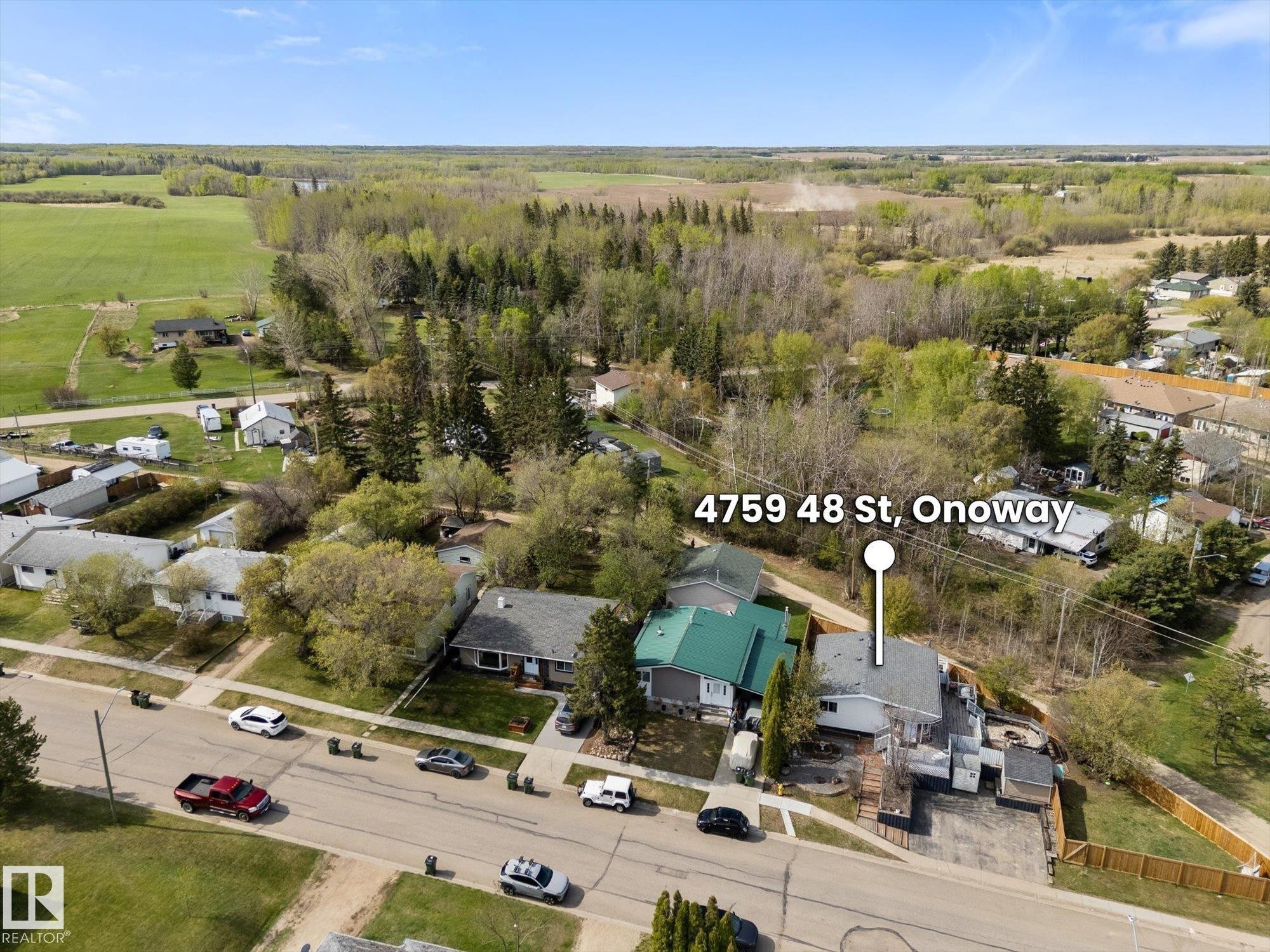 Image quality insufficient for description - 4759 48 Street, Onoway, AB - Outdoor With View