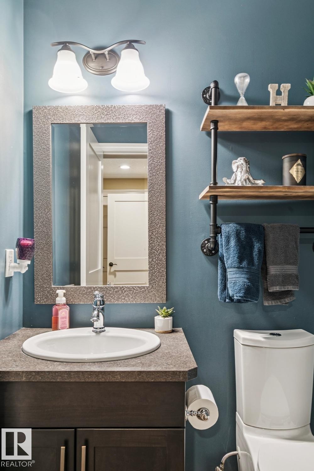 3673 Atkinson Loop, Edmonton, AB - Indoor Photo Showing Bathroom