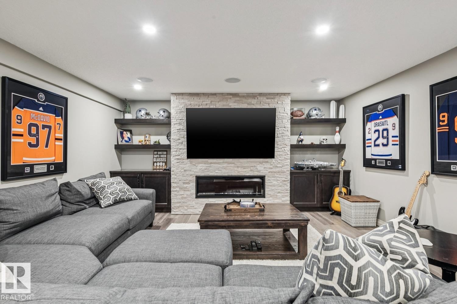 3673 Atkinson Loop, Edmonton, AB - Indoor Photo Showing Living Room With Fireplace