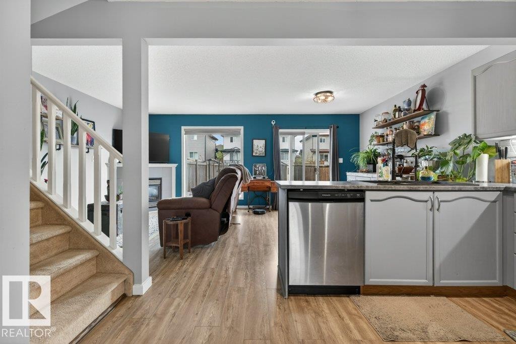 13956 137 Street, Edmonton, AB - Indoor