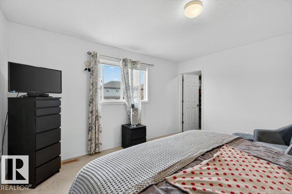 13956 137 Street, Edmonton, AB - Indoor Photo Showing Bedroom