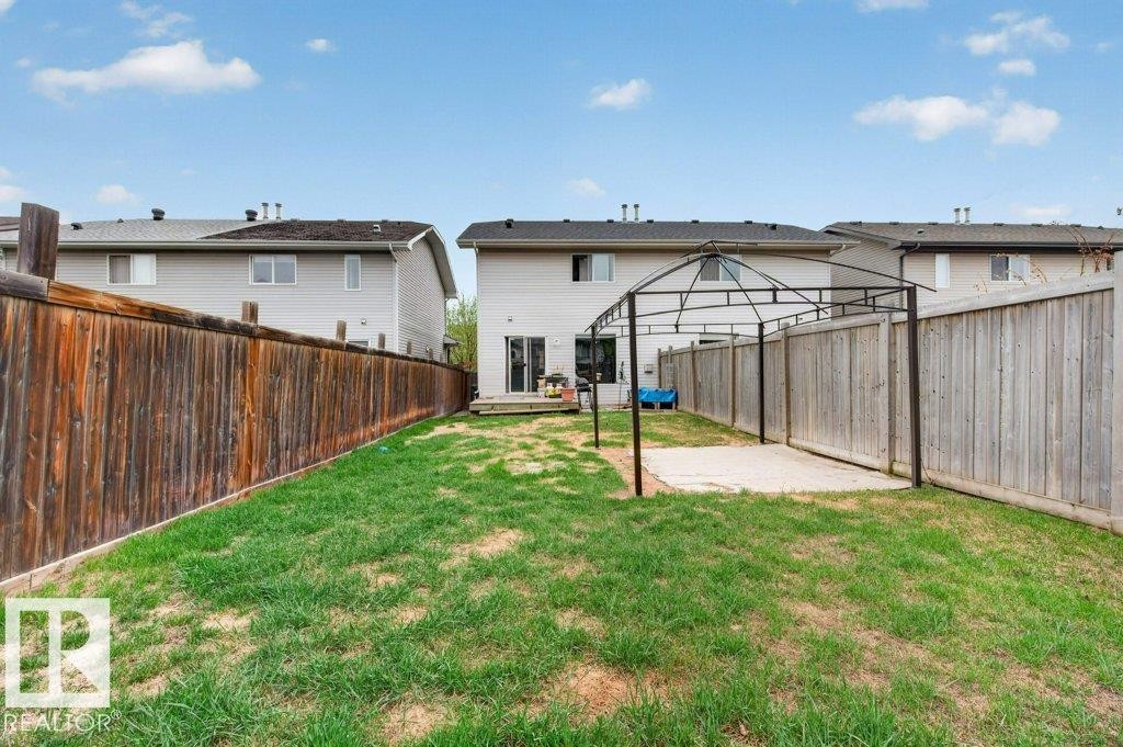 13956 137 Street, Edmonton, AB - Outdoor With Backyard