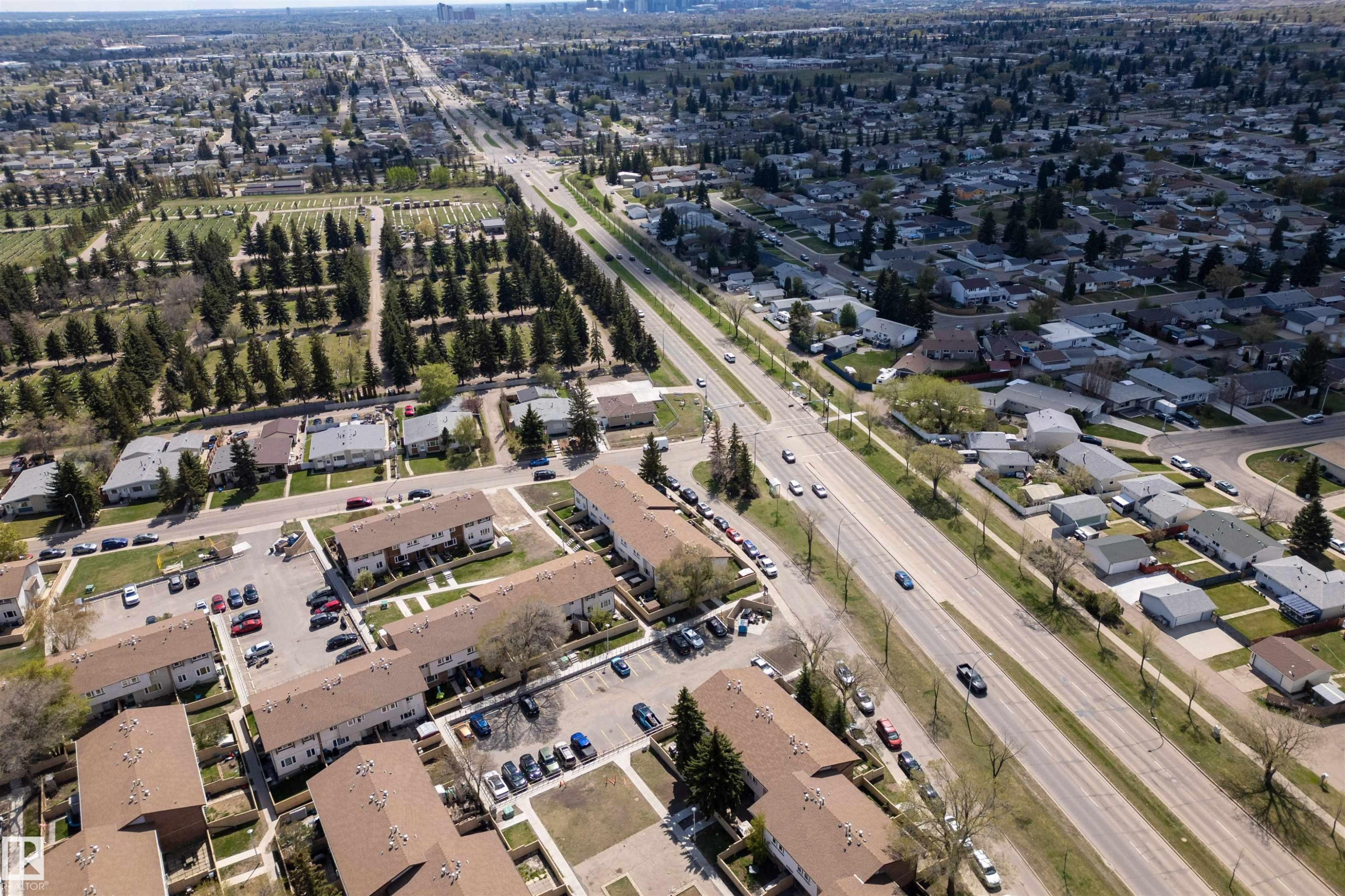 8 14105 82 Street, Edmonton, AB - Outdoor With View