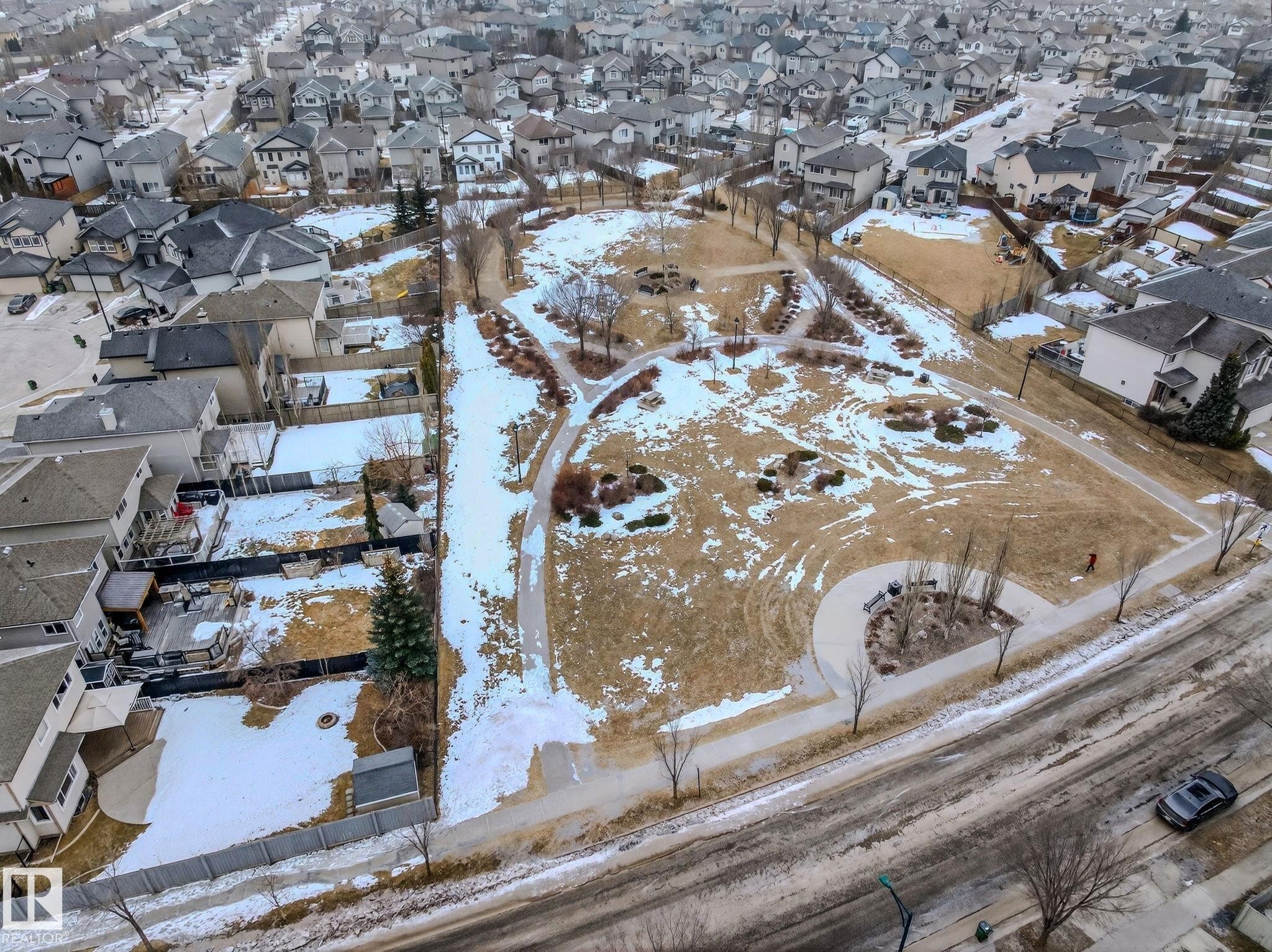 Aerial perspective showcasing a residential neighborhood with numerous detached homes - 978 Rutherford Road Sw, Edmonton, AB - Outdoor With View
