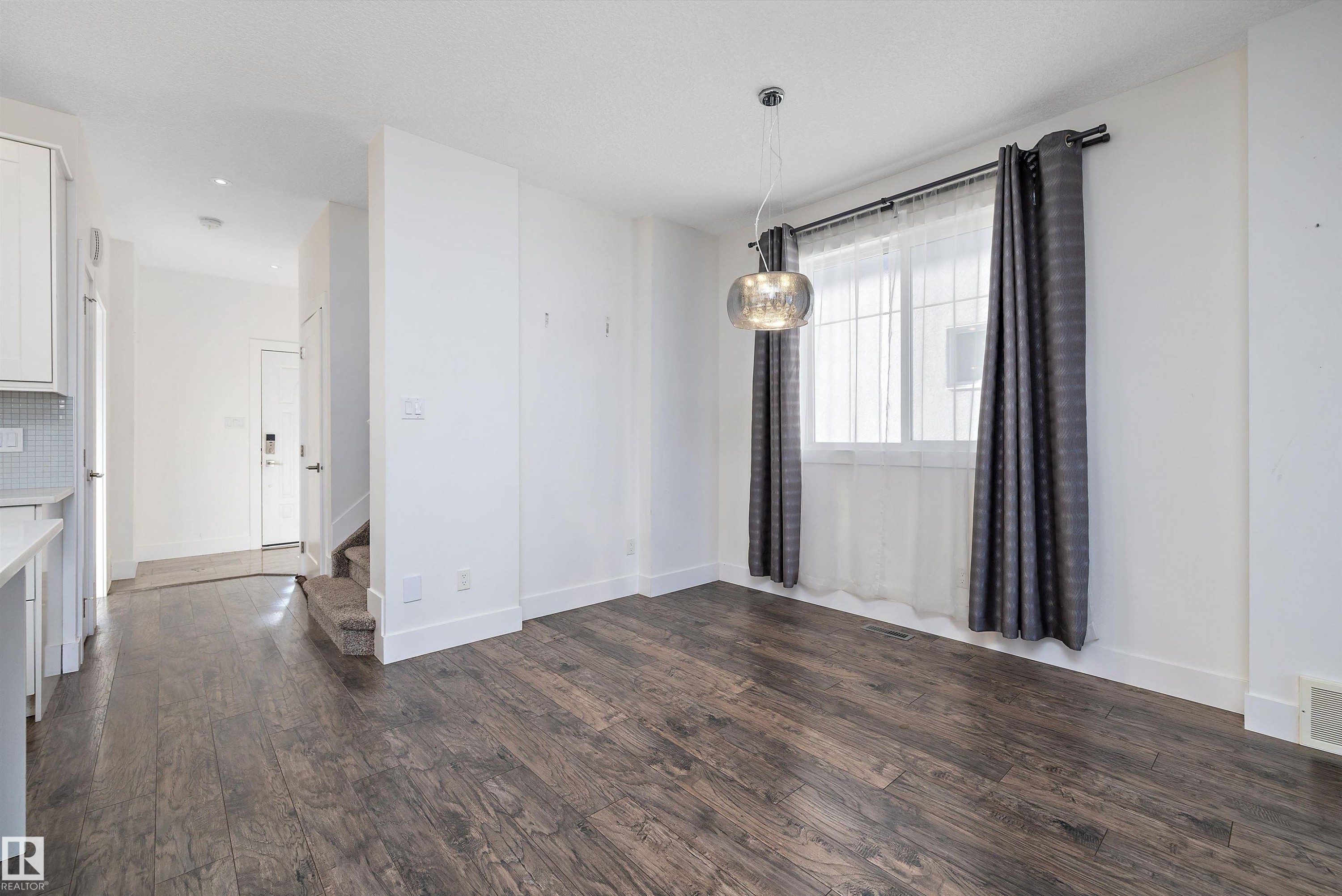 14026 101A Avenue, Edmonton, AB - Indoor